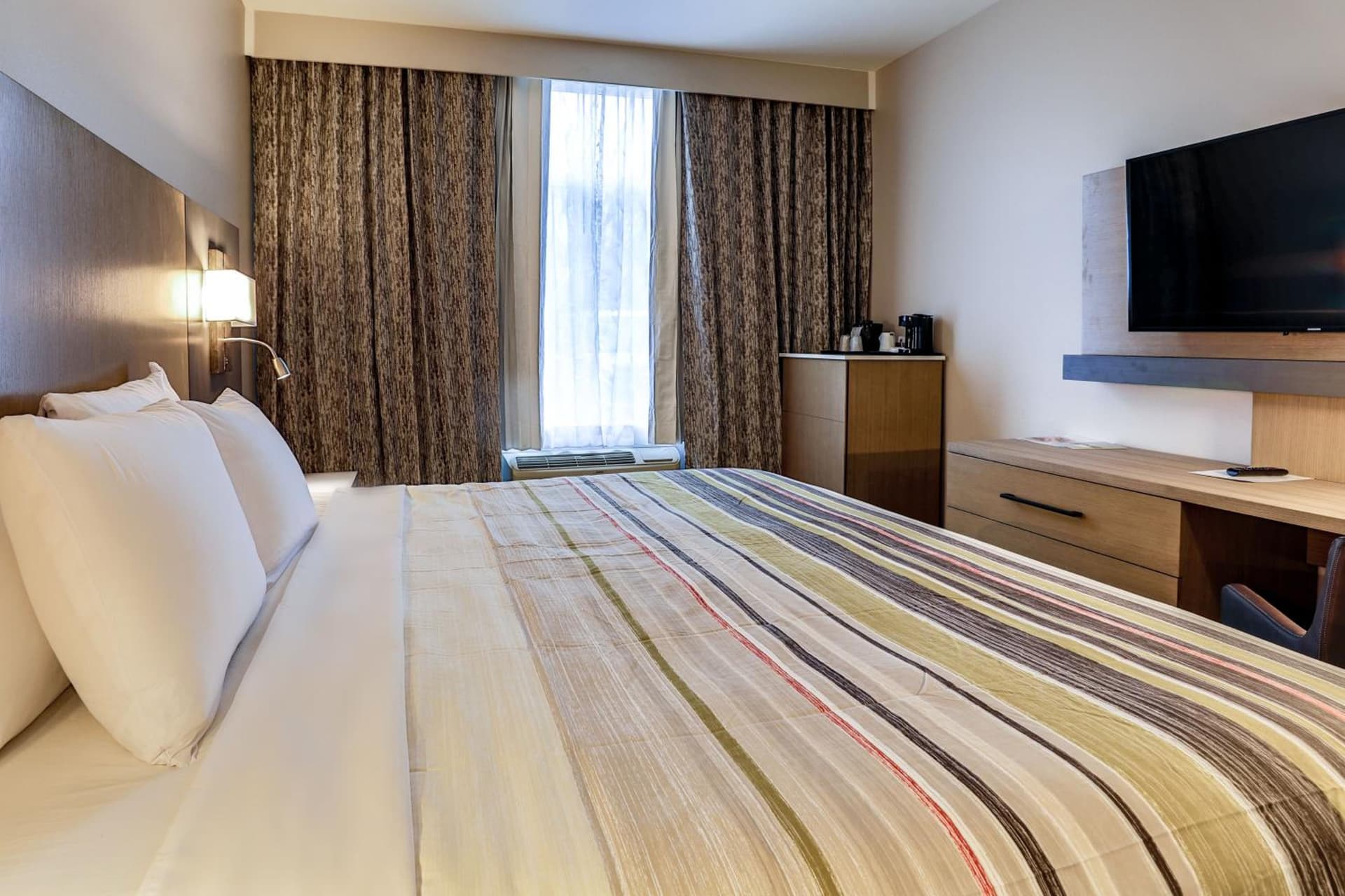 Country Inn & Suites by Radisson Nashville Airport TN gallery photo in Nashville, TN — image 92