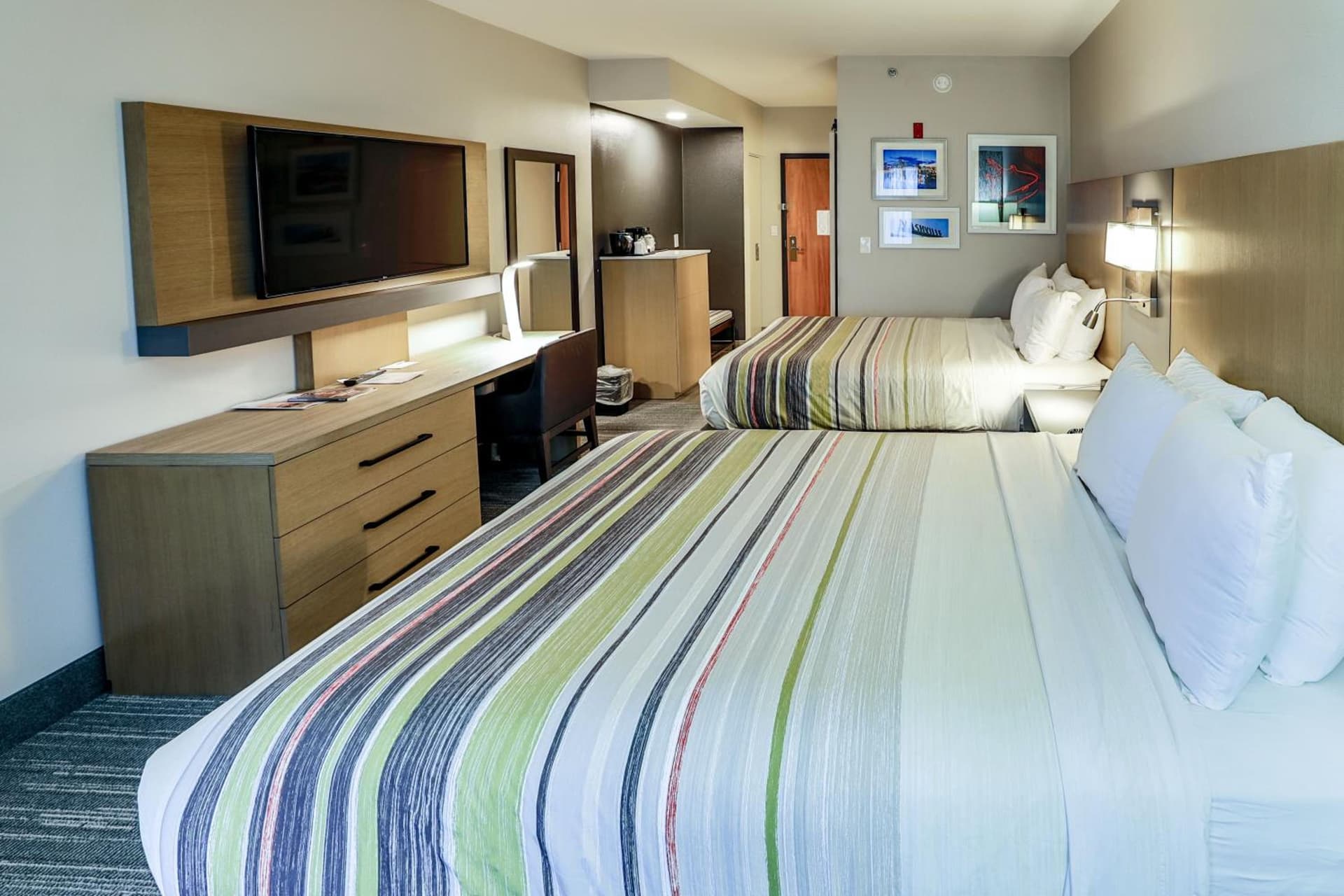 Country Inn & Suites by Radisson Nashville Airport TN gallery photo in Nashville, TN — image 10