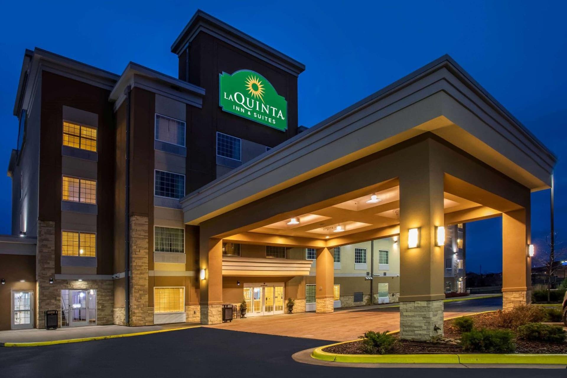 La Quinta by Wyndham Rochester Mayo Clinic Area South property views in Rochester, MN — gallery photo 3