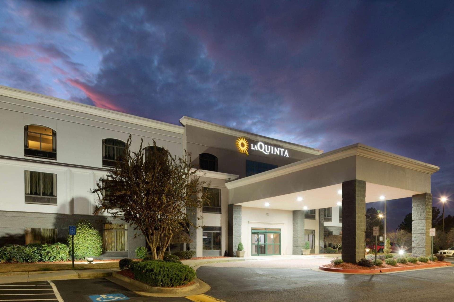 La Quinta by Wyndham Kennesaw gallery photo in Kennesaw, GA — image 8
