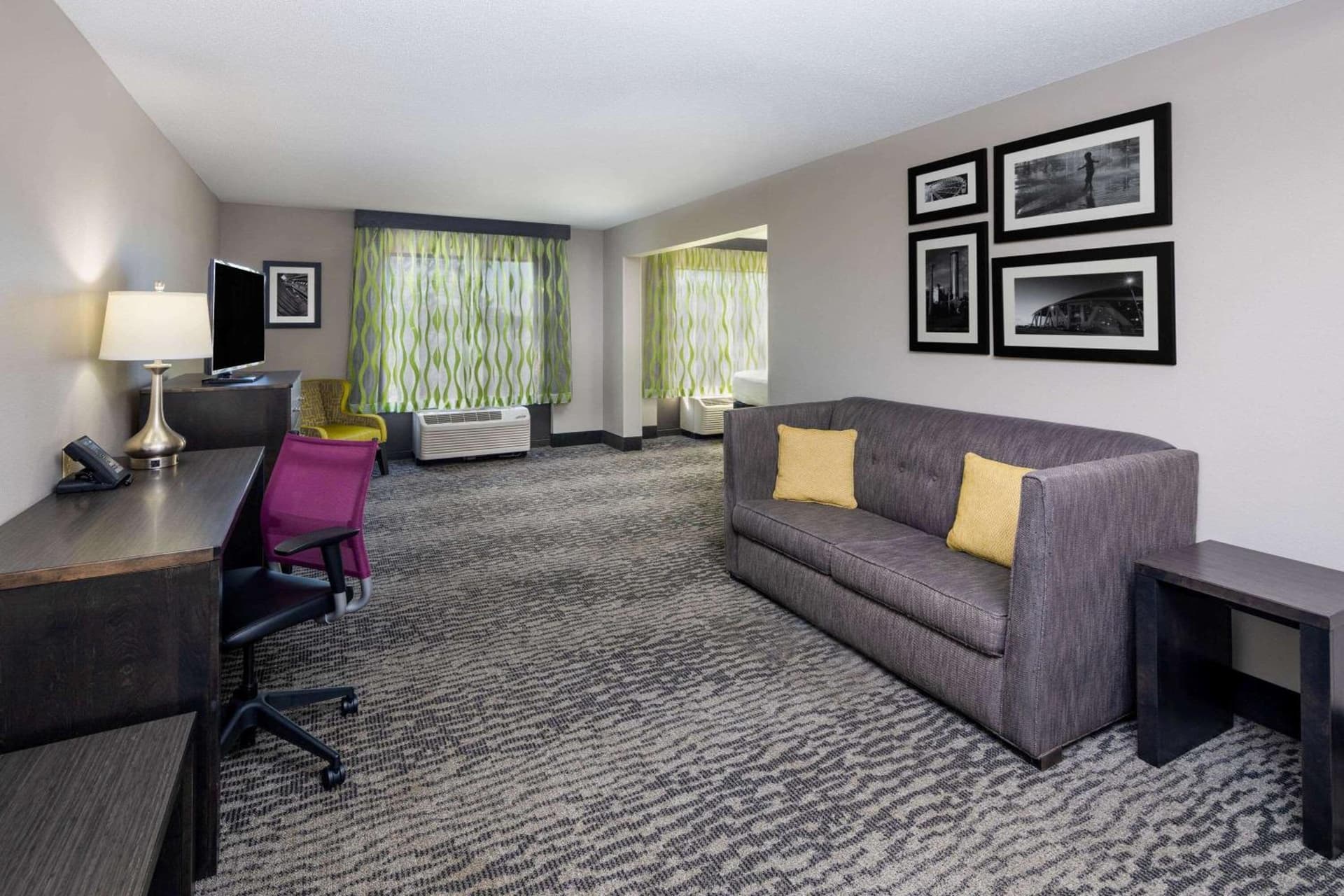 La Quinta by Wyndham Kennesaw gallery photo in Kennesaw, GA — image 53