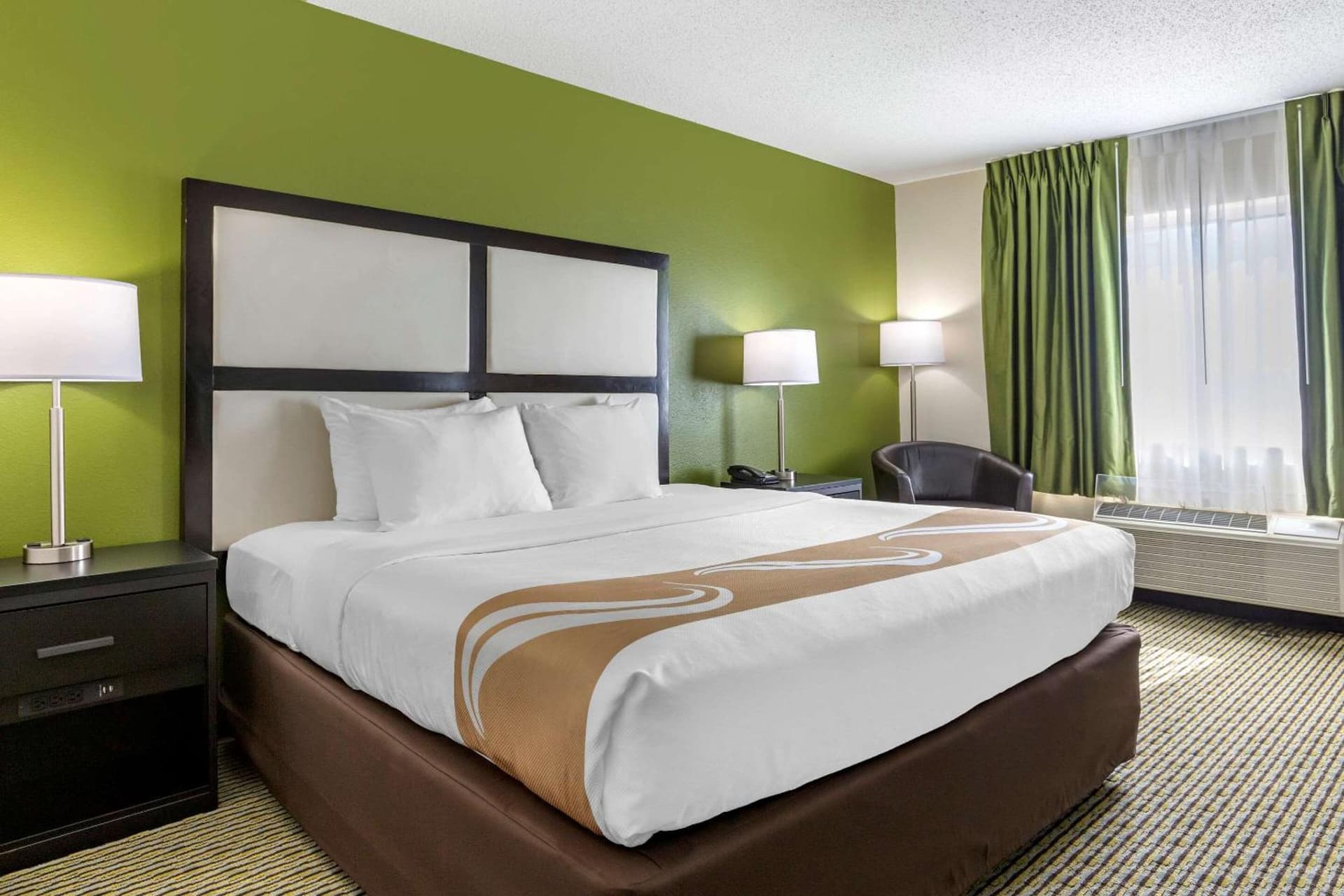 Quality Inn & Suites gallery photo in Bay City, MI — image 9