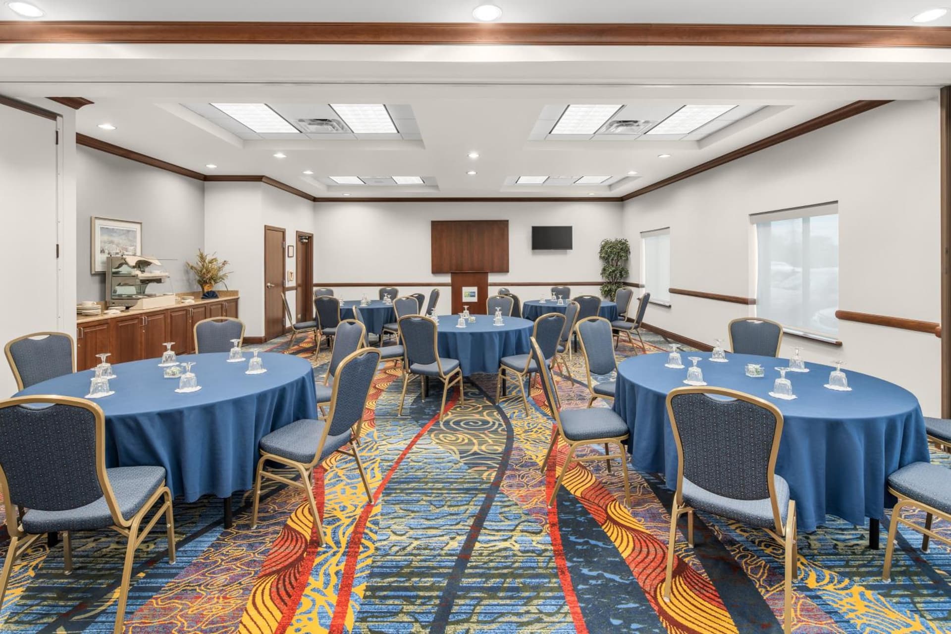 Holiday Inn Express & Suites Wilmington-Newark by IHG gallery photo in Newark, DE — image 61