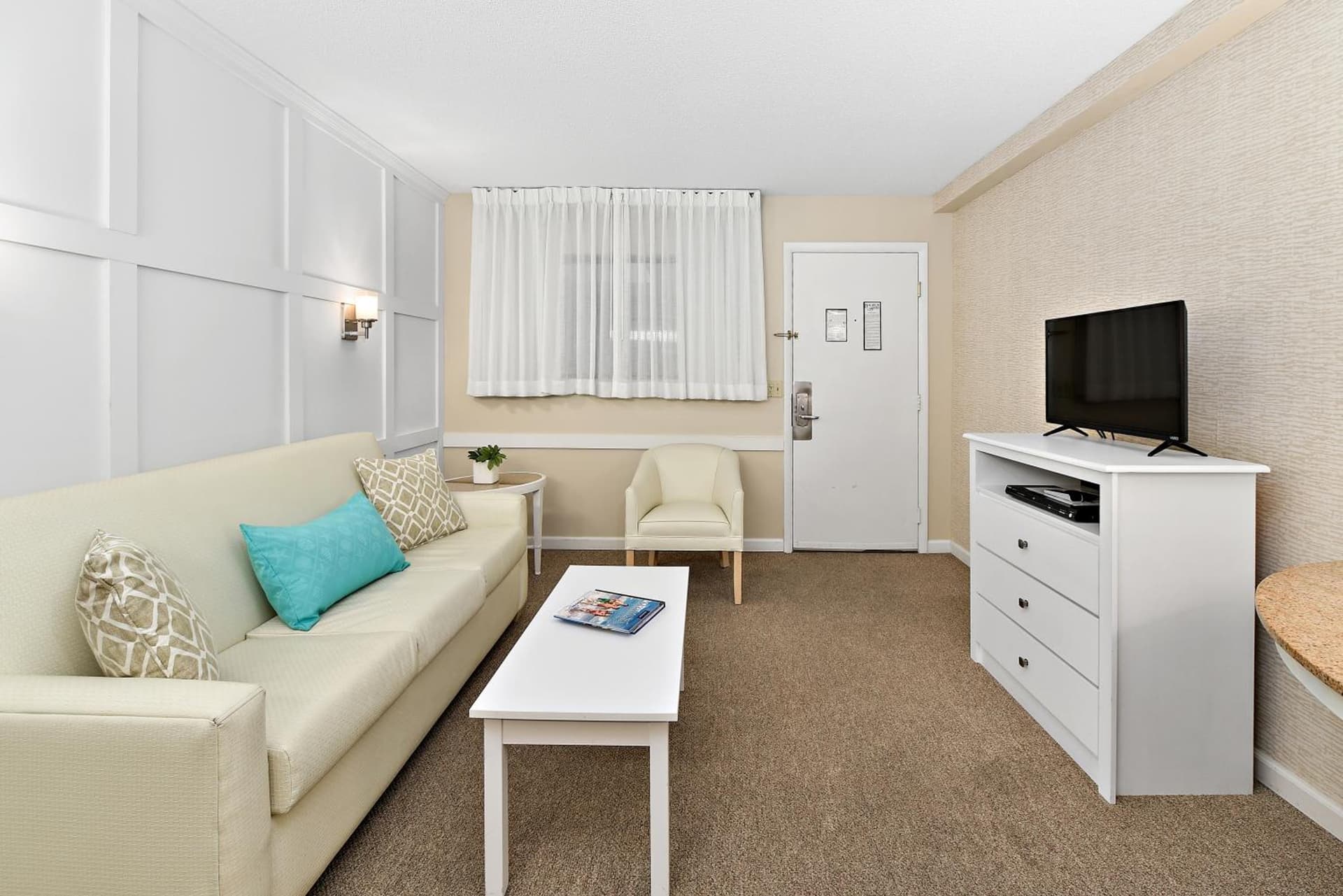 Brighton Suites Hotel gallery photo in Rehoboth Beach, DE — image 4