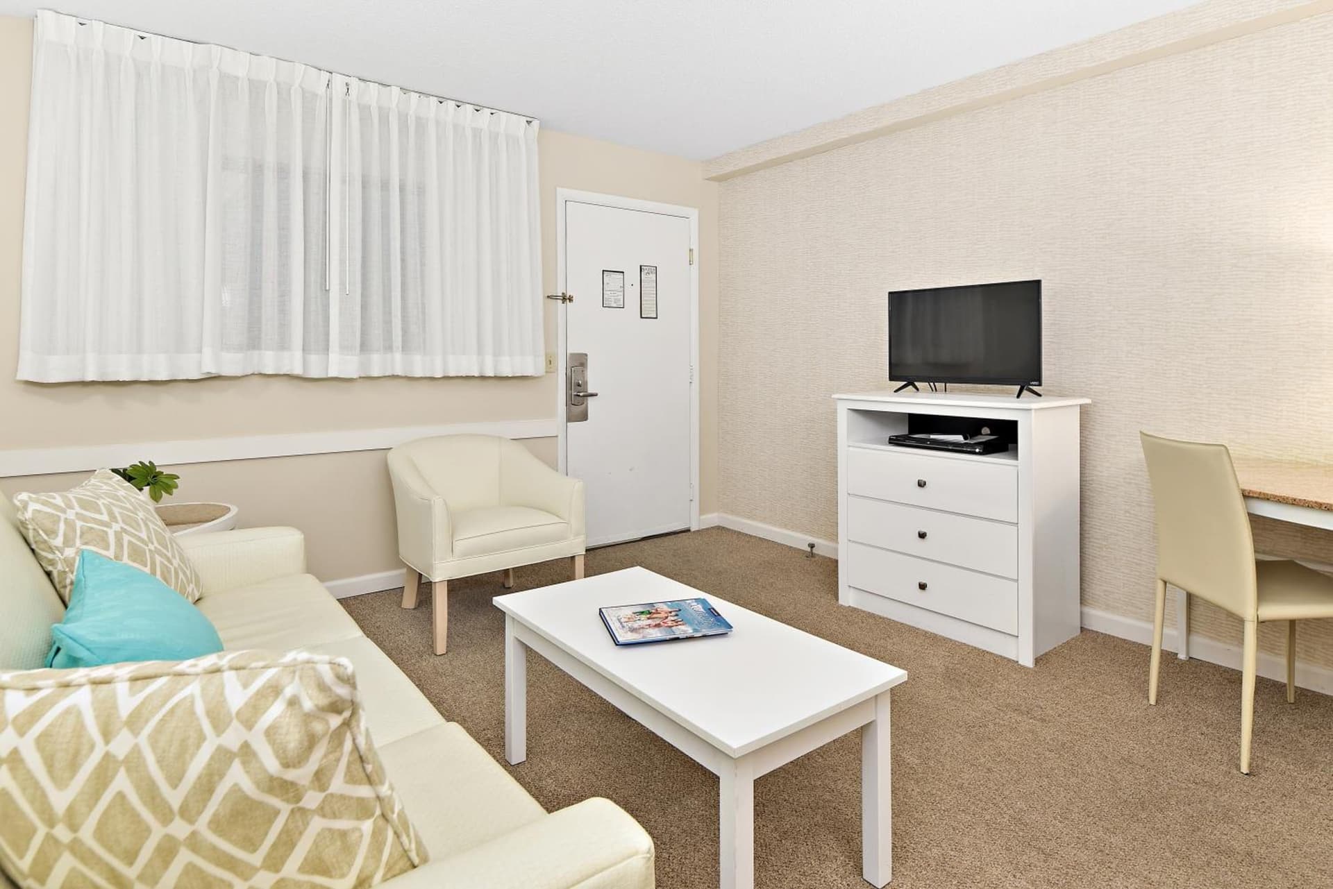 Brighton Suites Hotel gallery photo in Rehoboth Beach, DE — image 28