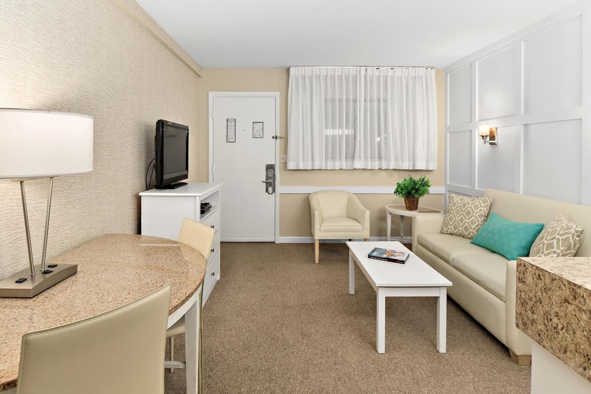 Brighton Suites Hotel gallery photo in Rehoboth Beach, DE — image 16