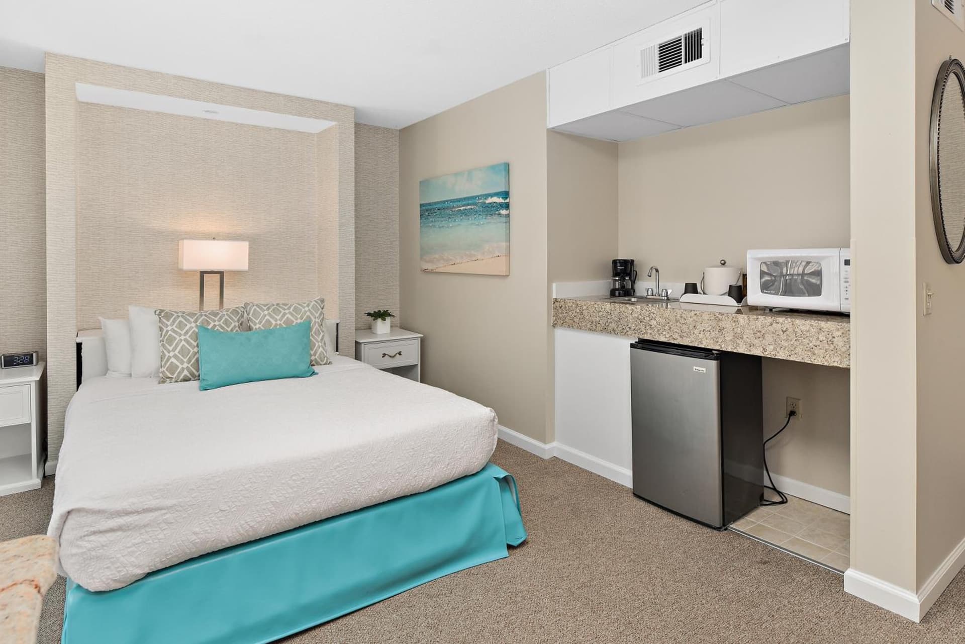 Brighton Suites Hotel gallery photo in Rehoboth Beach, DE — image 36