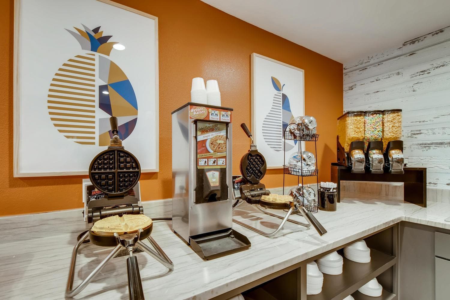 Orangewood Inn and Suites Midtown gallery photo in Austin, TX — image 51