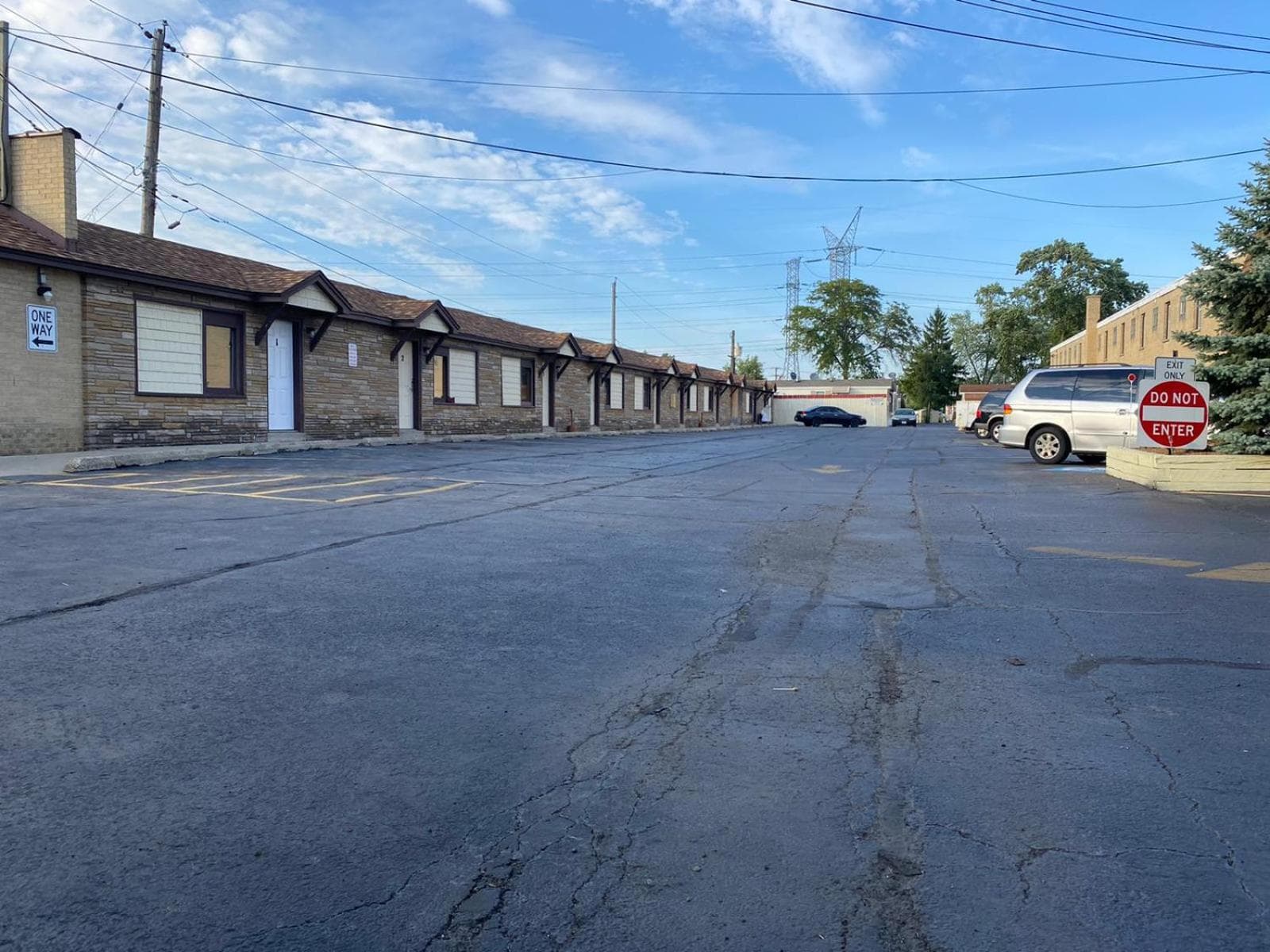 Des Plaines Motel By OYO O'Hare Airport Chicago property views in Des Plaines, IL — gallery photo 3