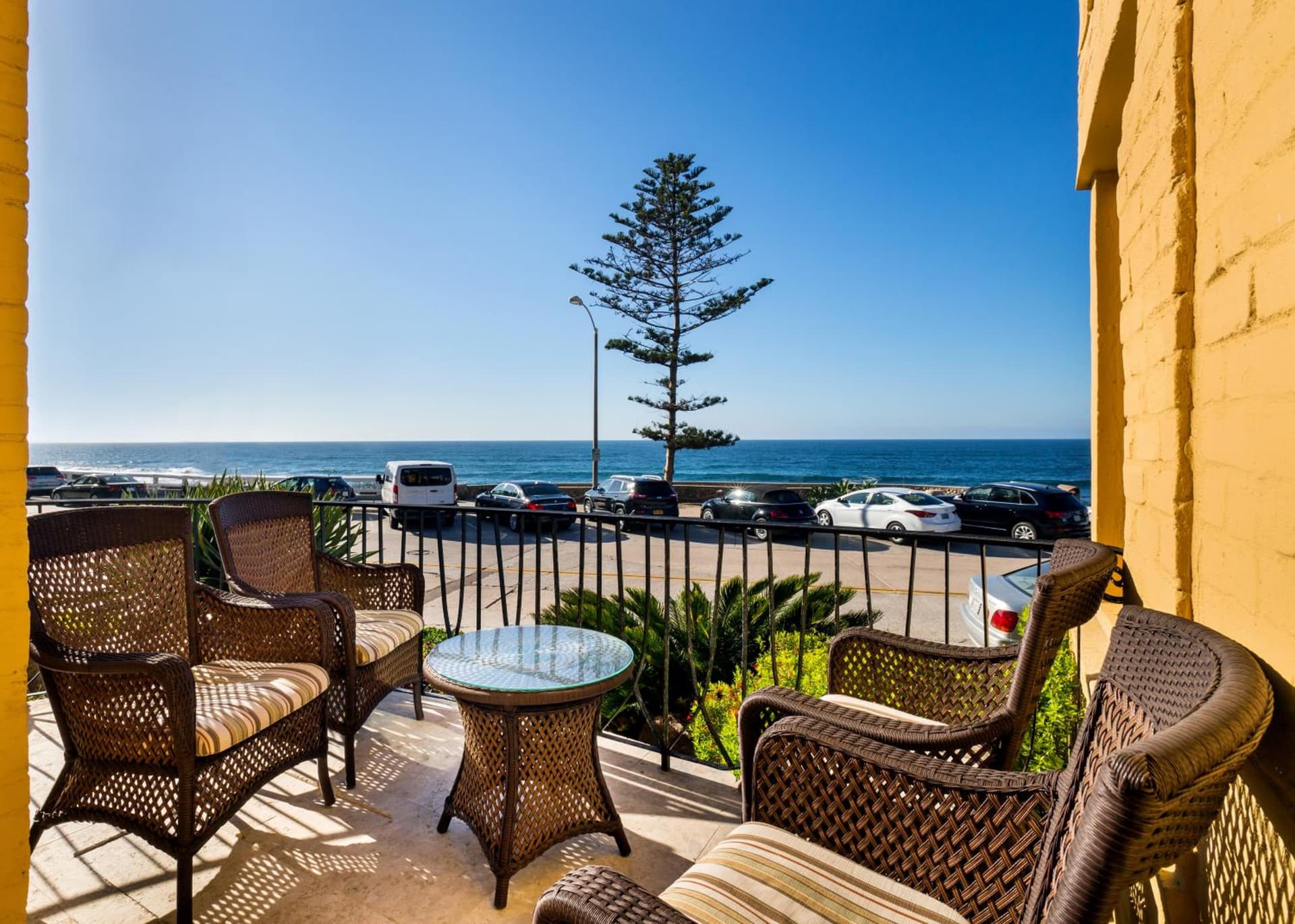 Pantai Inn gallery photo in San Diego, CA — image 227