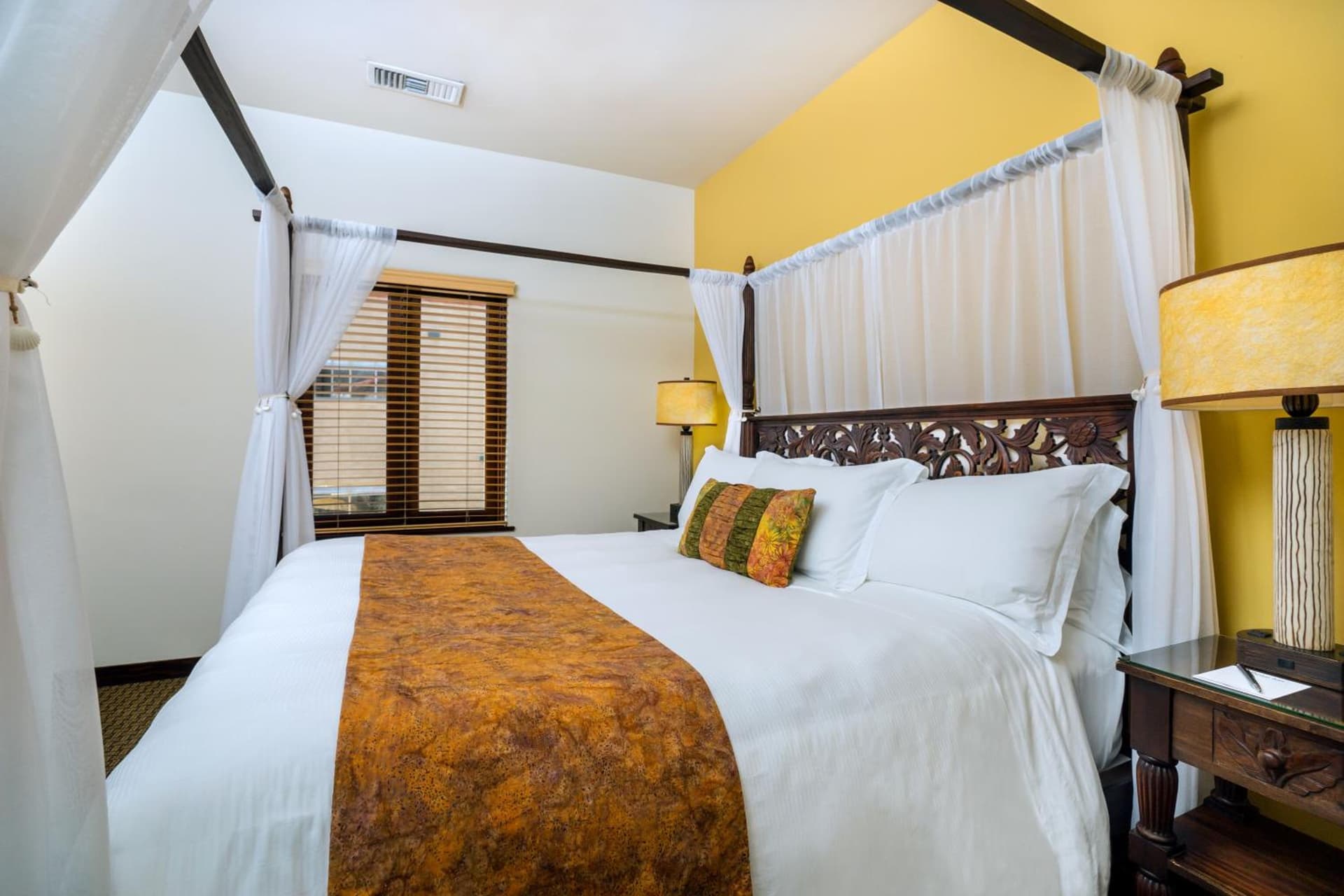 Pantai Inn gallery photo in San Diego, CA — image 88