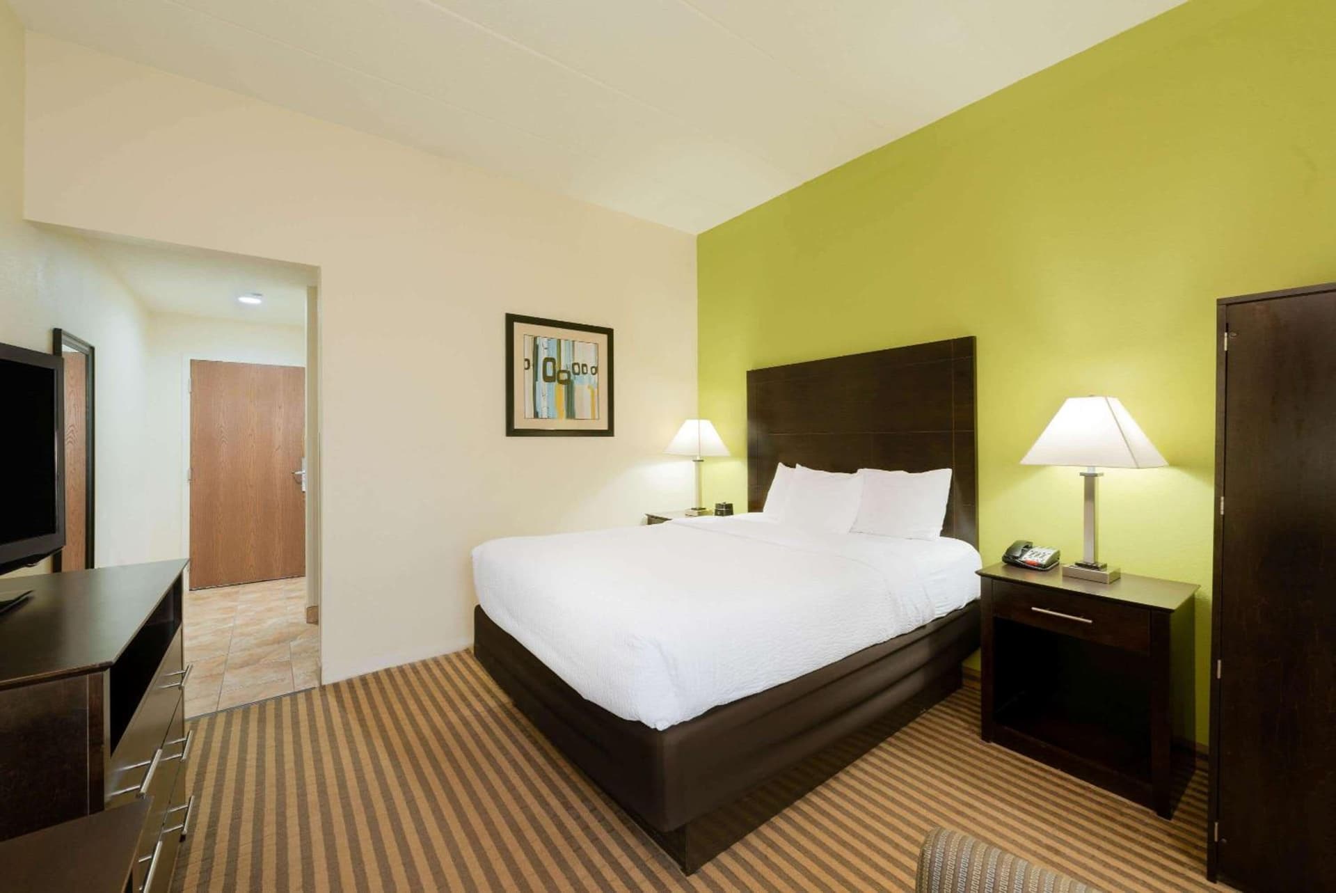 La Quinta by Wyndham Columbus - Grove City gallery photo in Grove City, OH — image 53