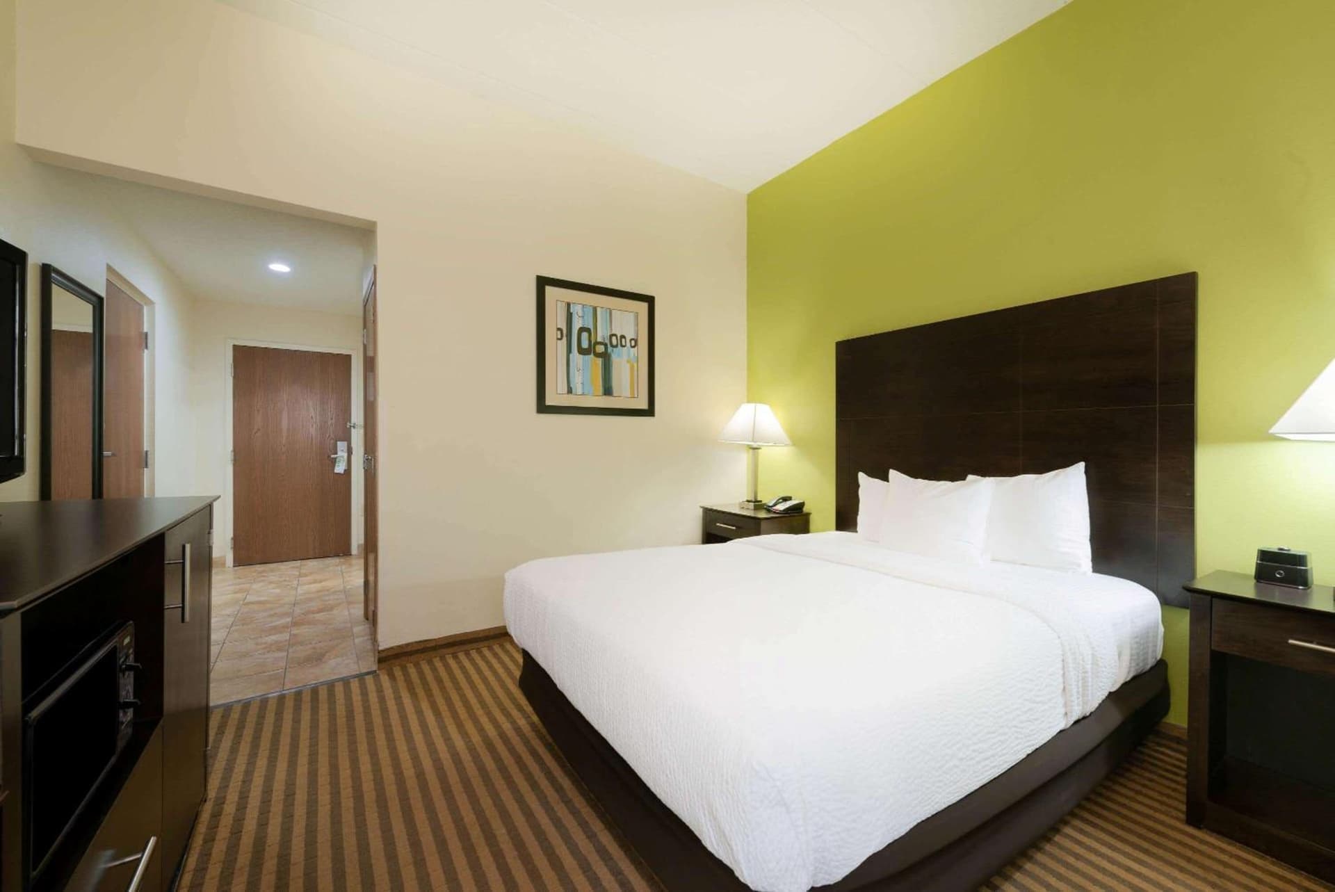 La Quinta by Wyndham Columbus - Grove City gallery photo in Grove City, OH — image 35