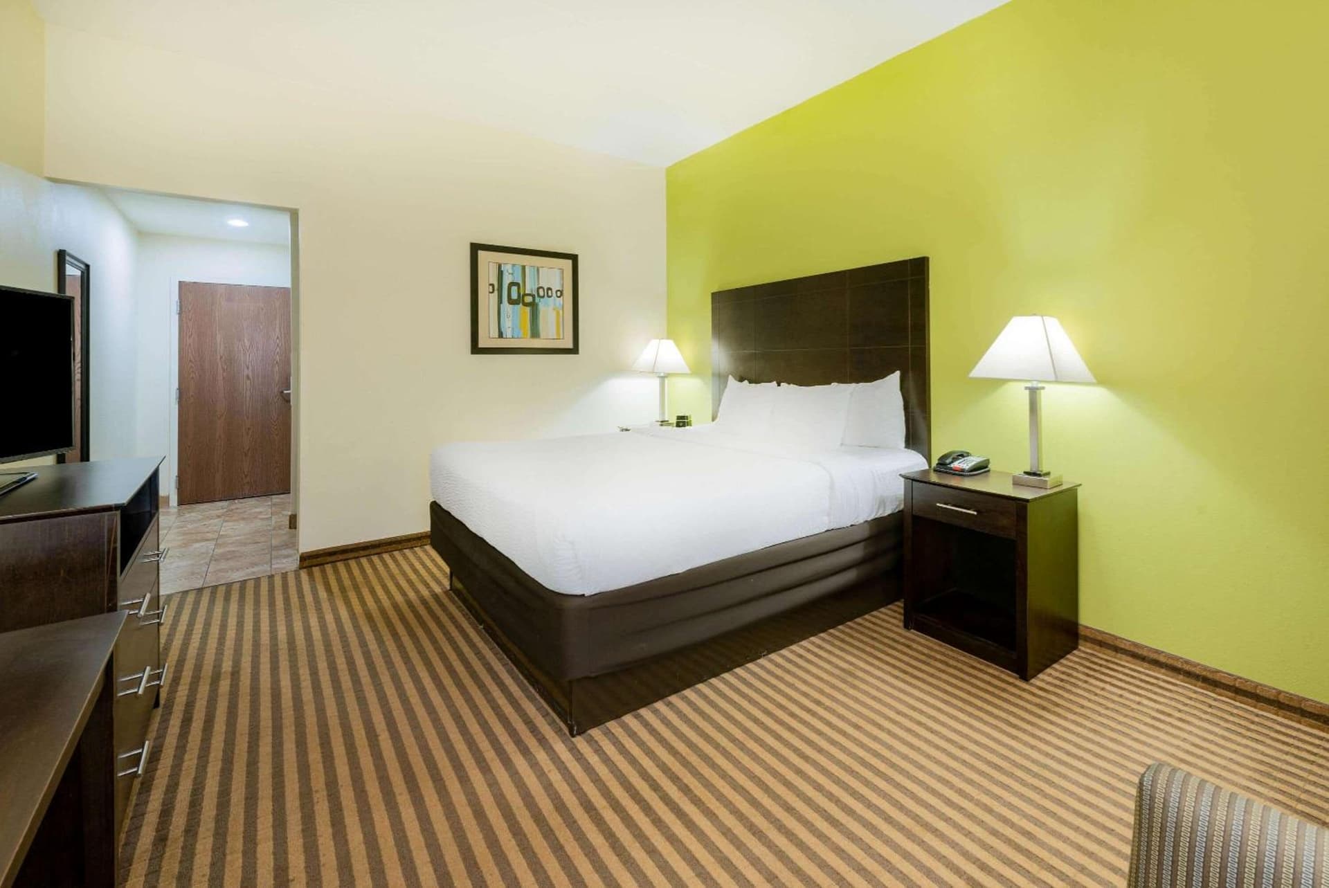 La Quinta by Wyndham Columbus - Grove City gallery photo in Grove City, OH — image 55