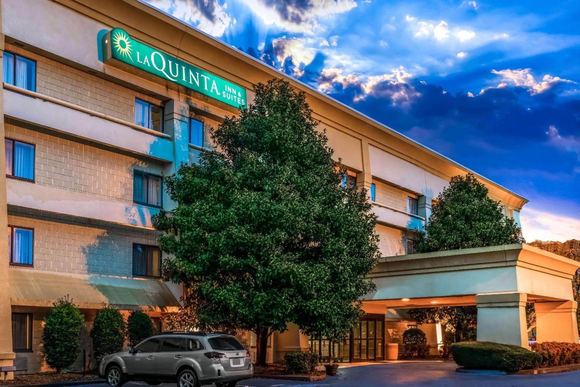 La Quinta by Wyndham Nashville Franklin featured exterior or lobby in Franklin, TN — similar hotel