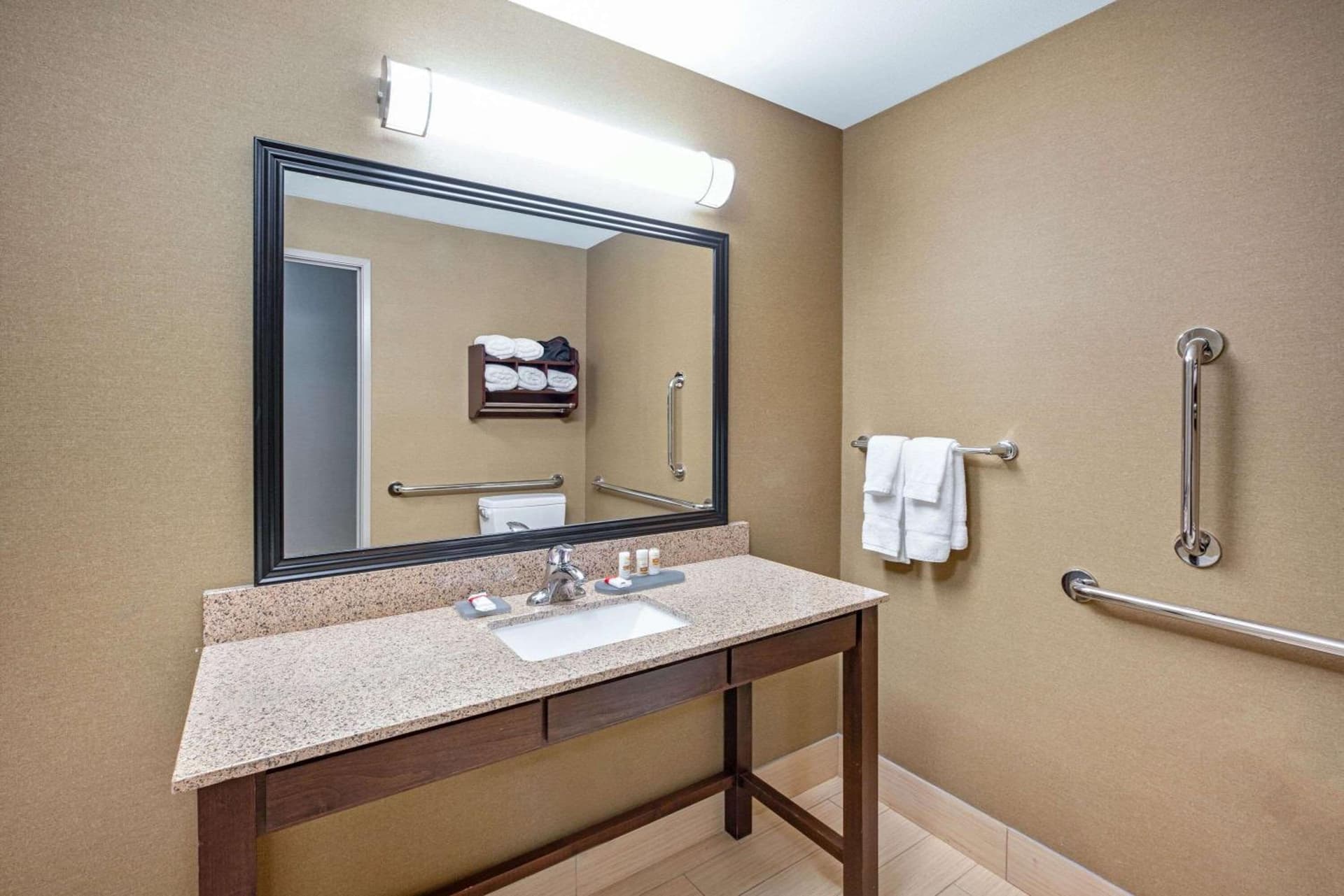 La Quinta by Wyndham Bellingham gallery photo in Bellingham, WA — image 51