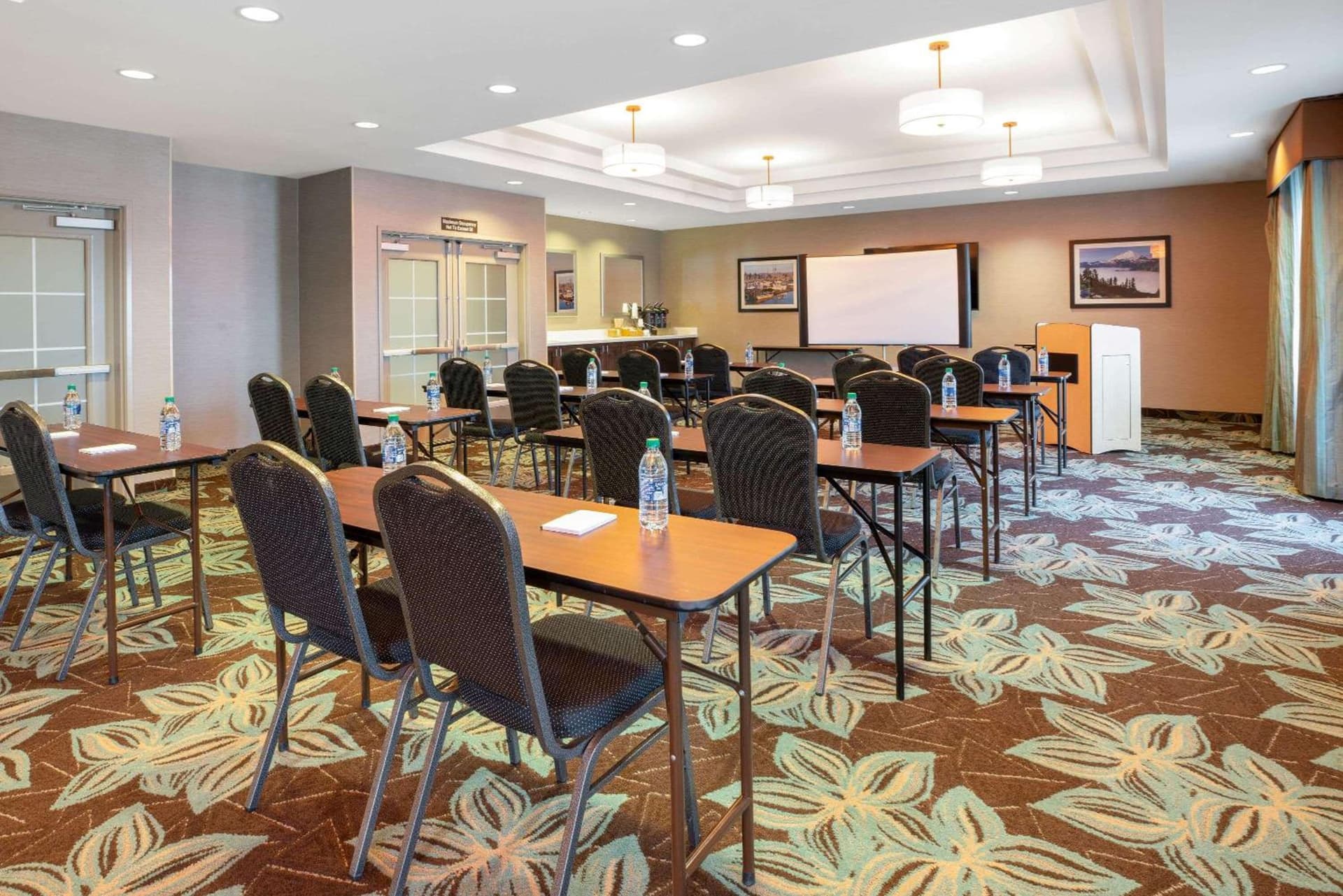 La Quinta by Wyndham Bellingham gallery photo in Bellingham, WA — image 38