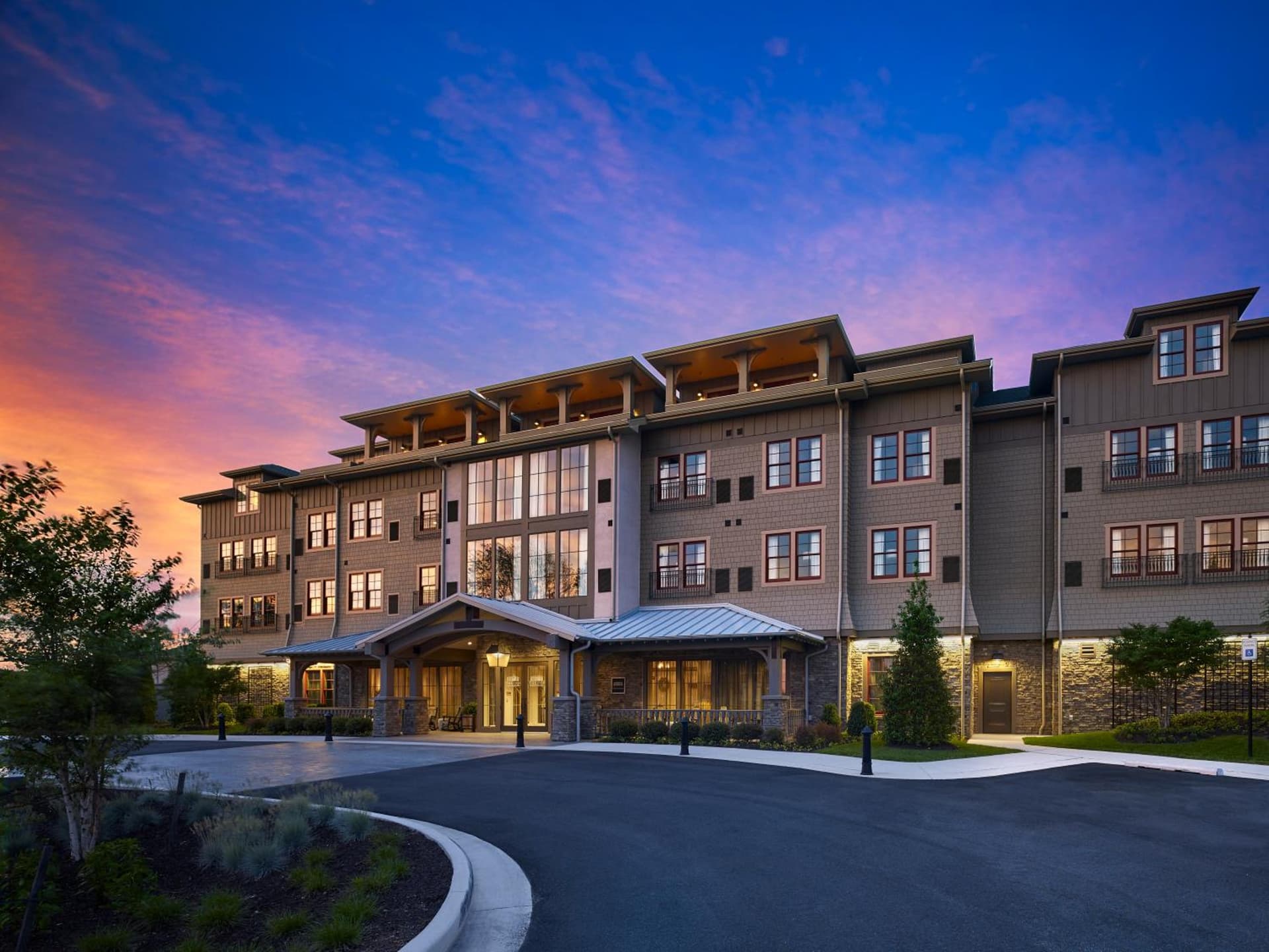 The Inn at Chesapeake Bay Beach Club interior in Stevensville, MD — gallery photo 2