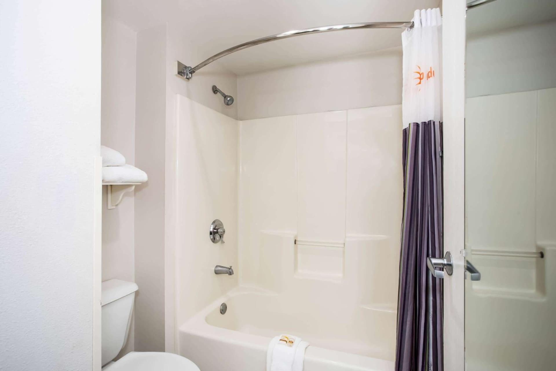 La Quinta by Wyndham Melbourne Viera gallery photo in Melbourne, FL — image 33