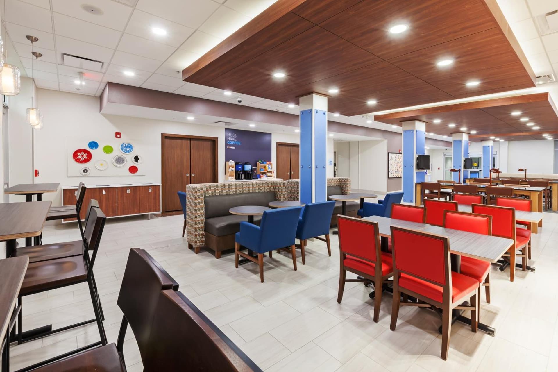 Holiday Inn Express & Suites - Lenexa - Overland Park Area by IHG gallery photo in Lenexa, KS — image 27