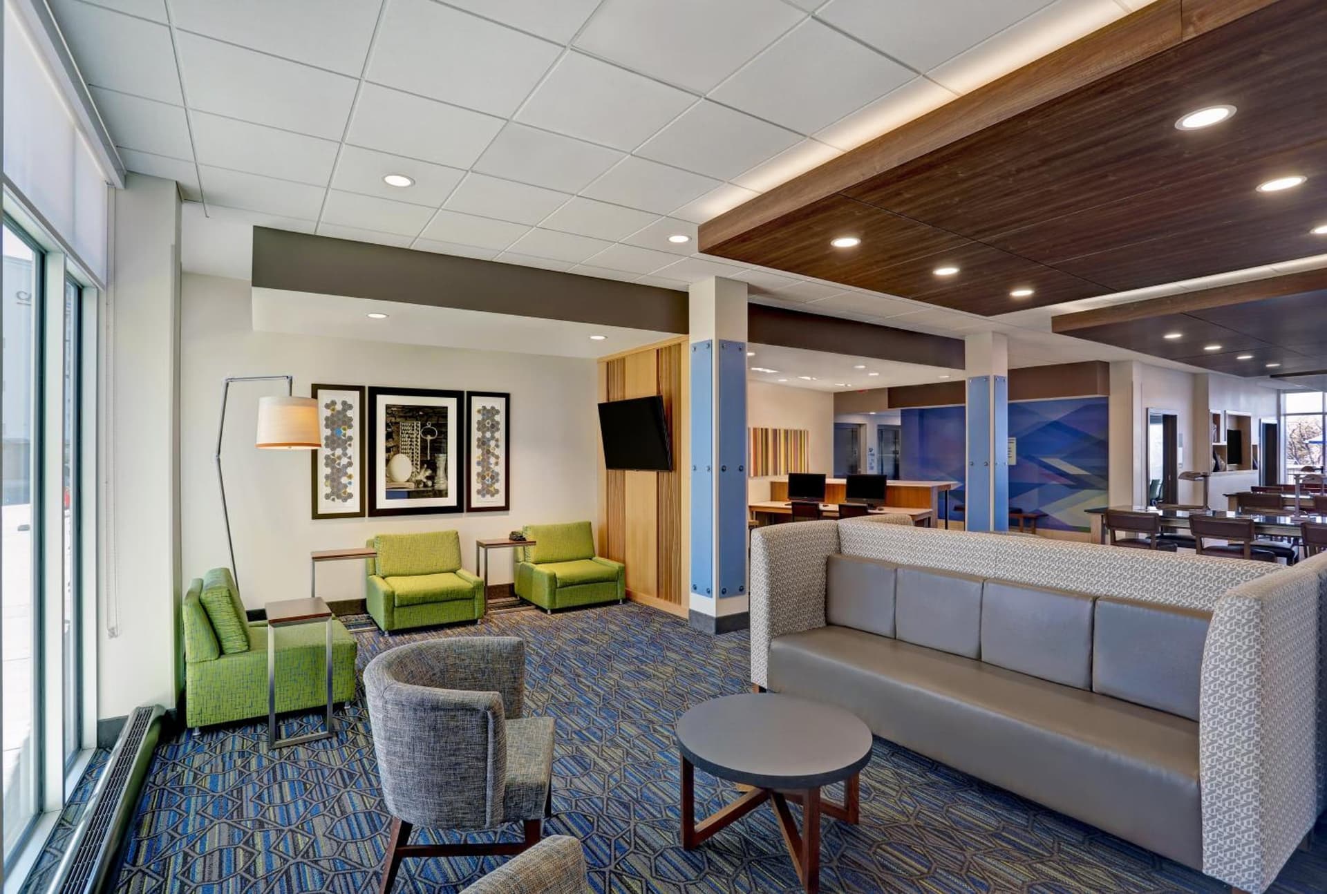 Holiday Inn Express & Suites - Lenexa - Overland Park Area by IHG gallery photo in Lenexa, KS — image 63