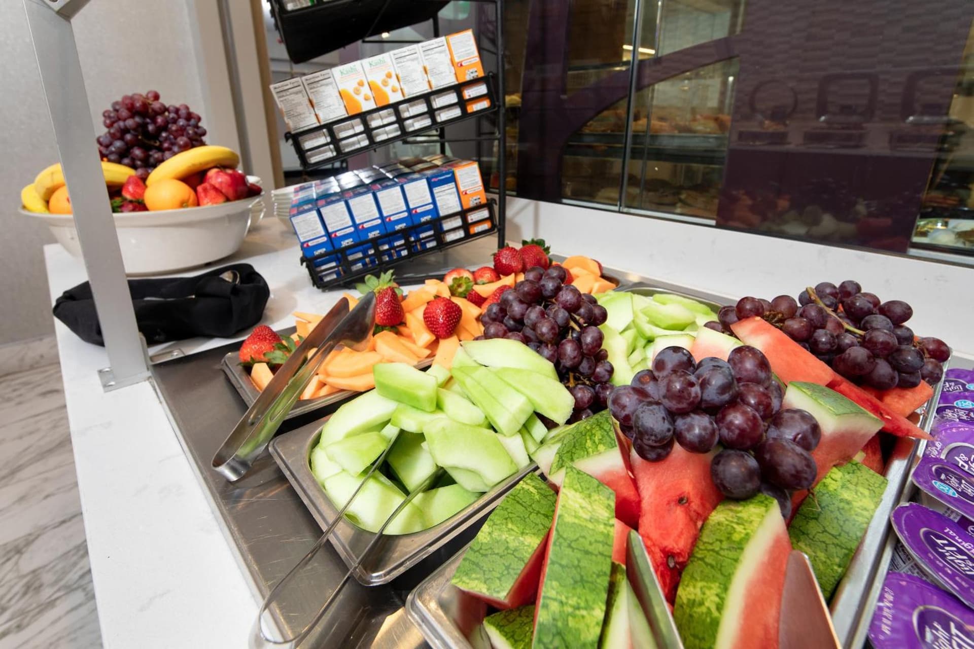 Holiday Inn Arlington at Ballston by IHG interior in Arlington, VA — gallery photo 2