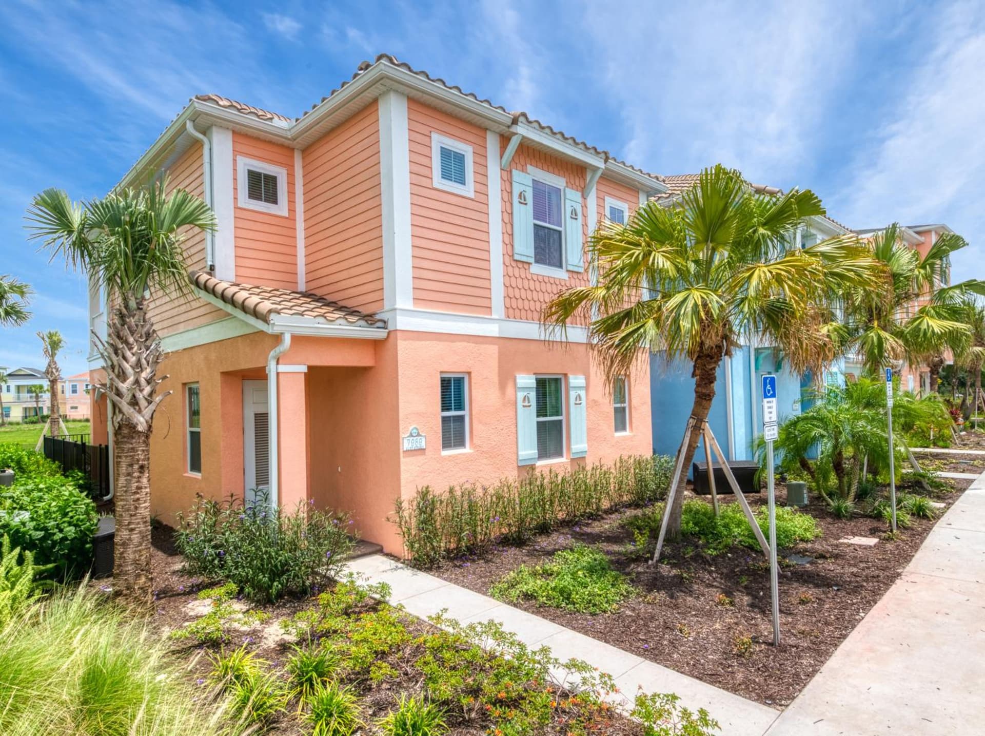 Margaritaville Resort Orlando with H2O Waterpark gallery photo in Orlando, FL — image 205