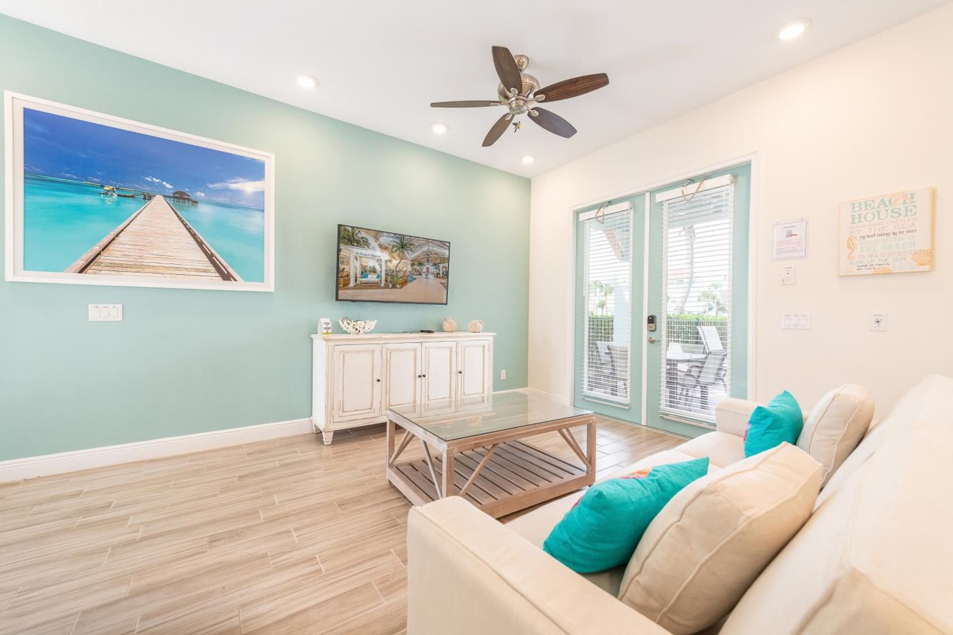 Margaritaville Resort Orlando with H2O Waterpark gallery photo in Orlando, FL — image 195