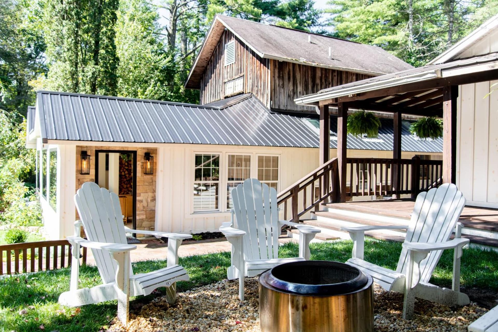 Outpost Inn — hotel in Highlands, North Carolina