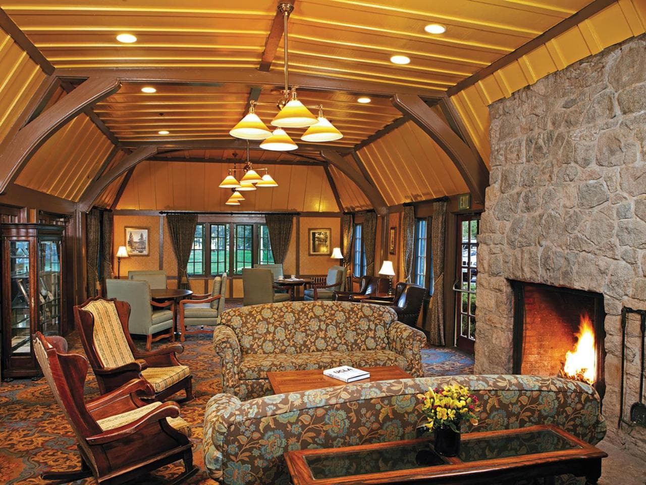 UCLA Lake Arrowhead Lodge gallery photo in Lake Arrowhead, CA — image 17