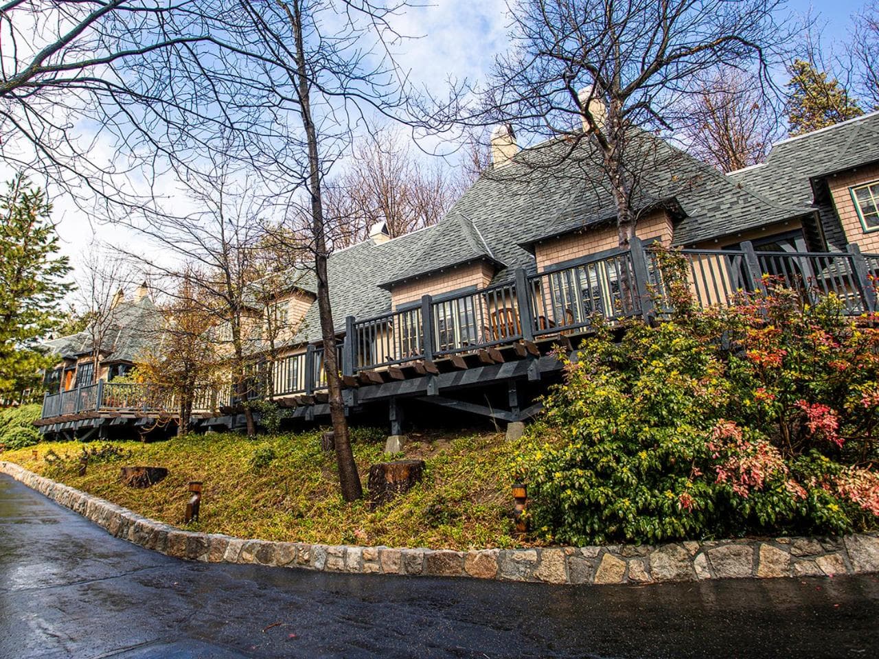 UCLA Lake Arrowhead Lodge gallery photo in Lake Arrowhead, CA — image 7