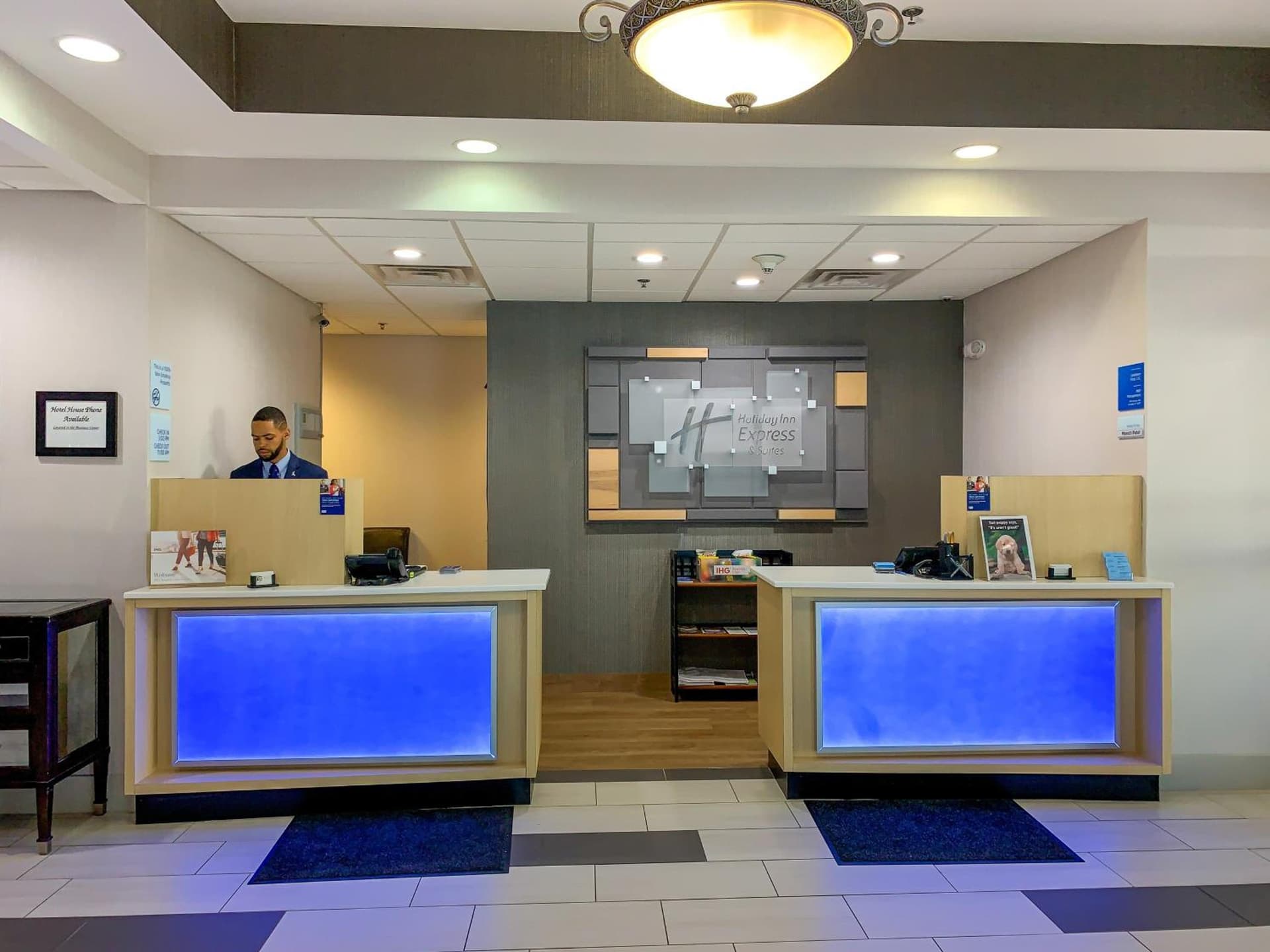 Holiday Inn Express & Suites Lexington Downtown Area-Keeneland by IHG gallery photo in Lexington, KY — image 34