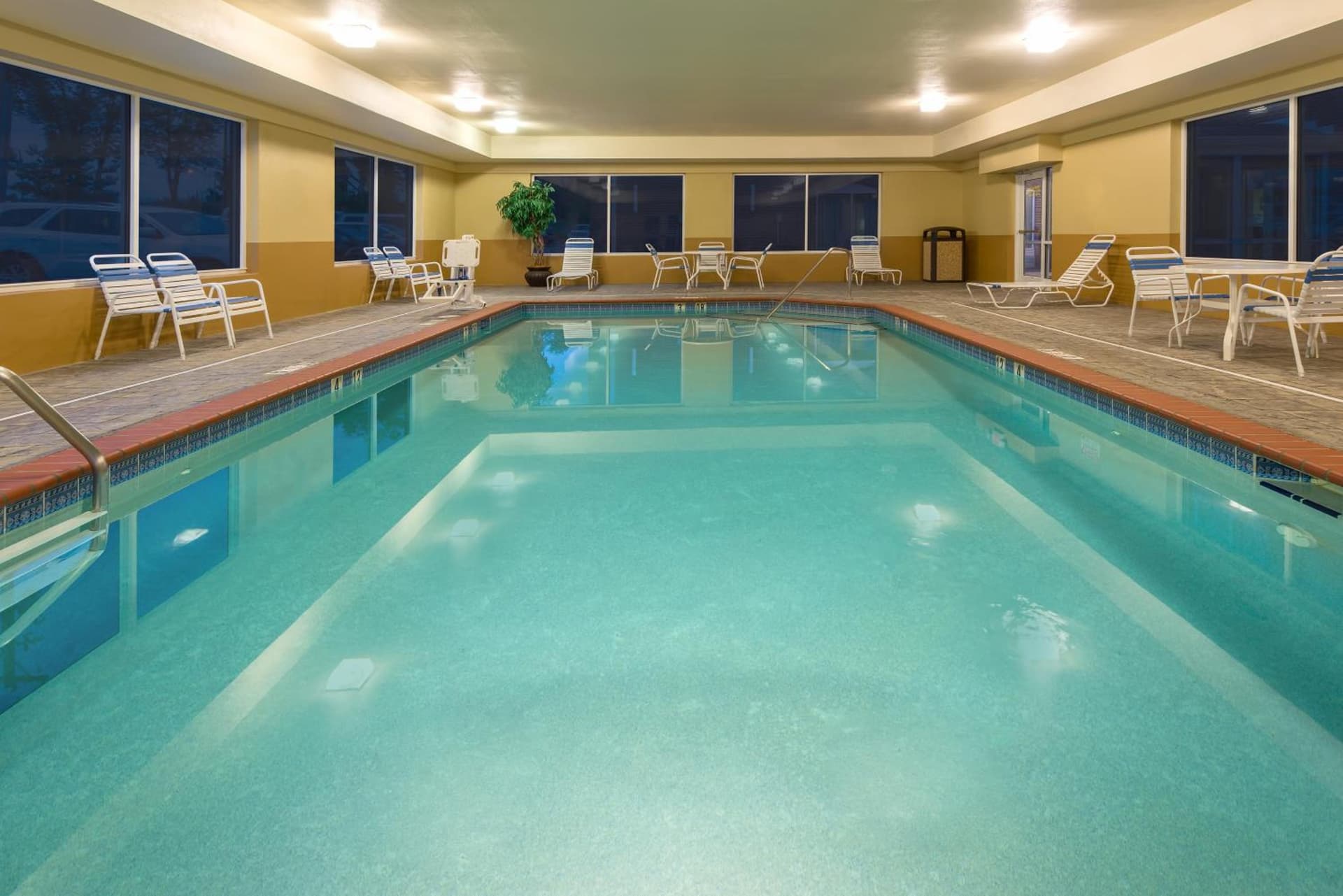 Holiday Inn Express & Suites Lexington Downtown Area-Keeneland by IHG gallery photo in Lexington, KY — image 62