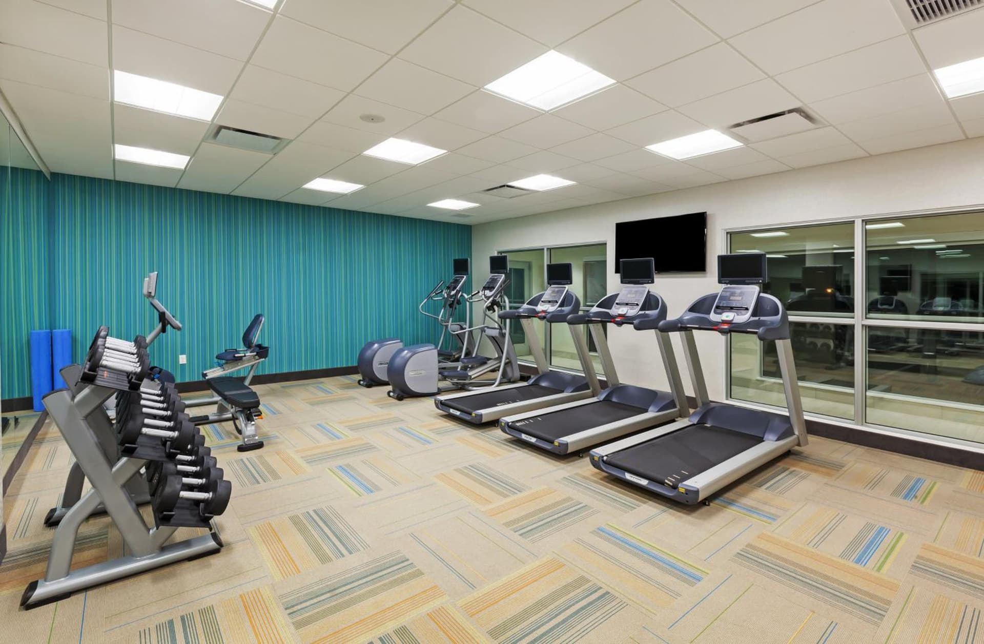 Holiday Inn Express & Suites - Lenexa - Overland Park Area by IHG gallery photo in Lenexa, KS — image 17