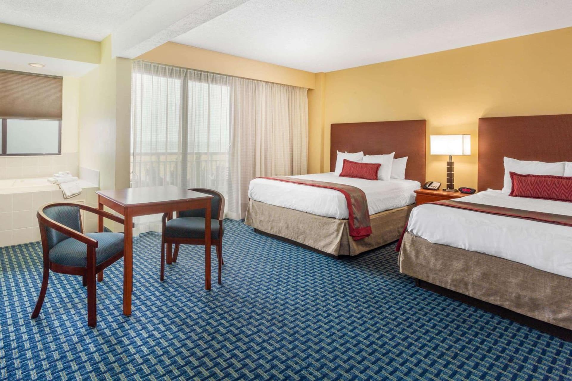 Ramada Plaza by Wyndham Virginia Beach Oceanfront gallery photo in Virginia Beach, VA — image 46
