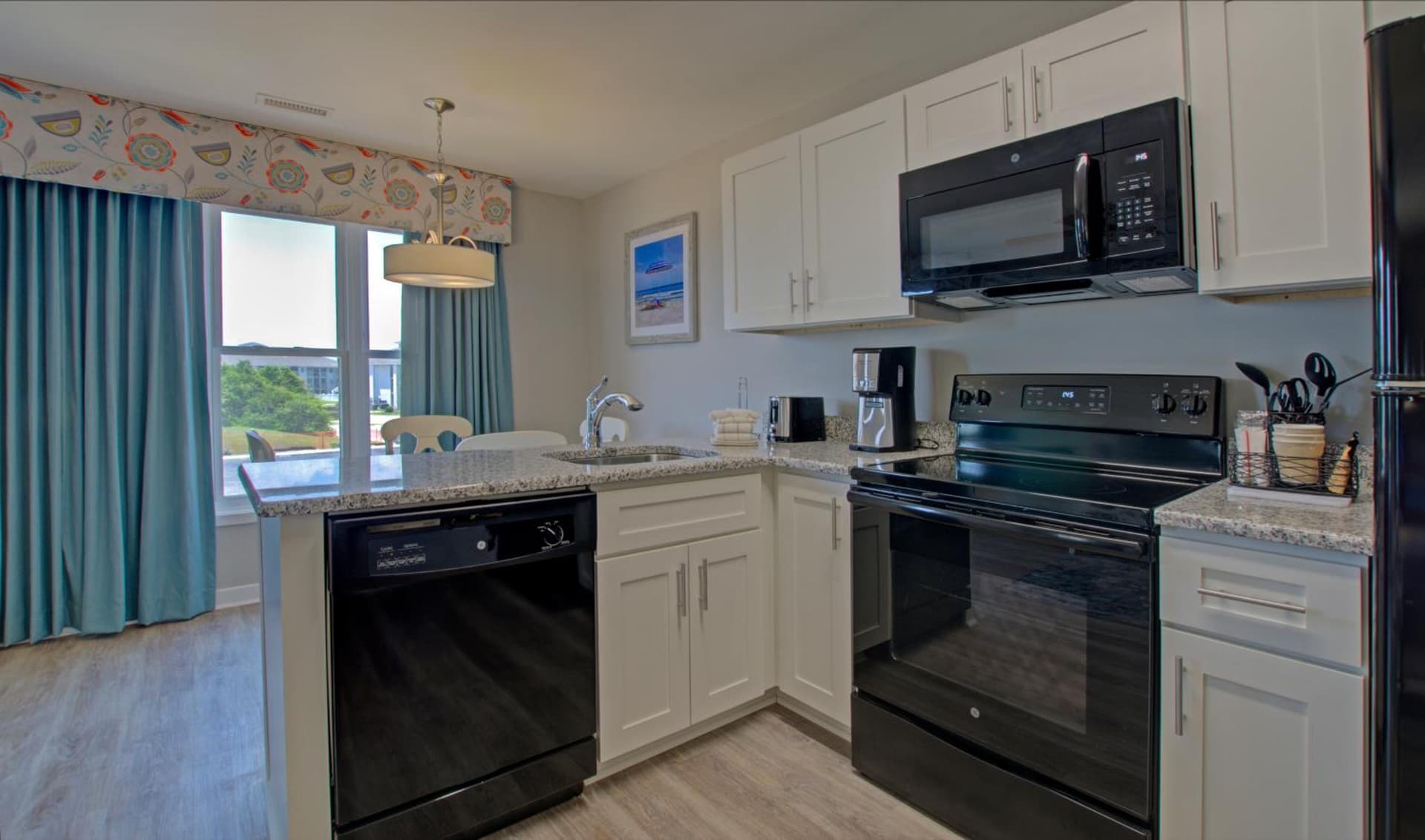 Atlantic Beach Resort, a Ramada by Wyndham gallery photo in Atlantic Beach, NC — image 83