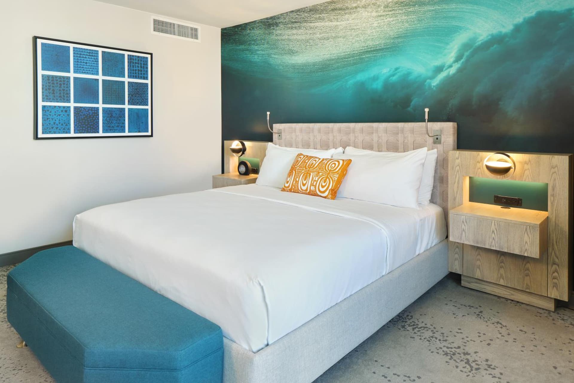 OUTRIGGER Waikiki Beachcomber Hotel gallery photo in Honolulu, HI — image 78