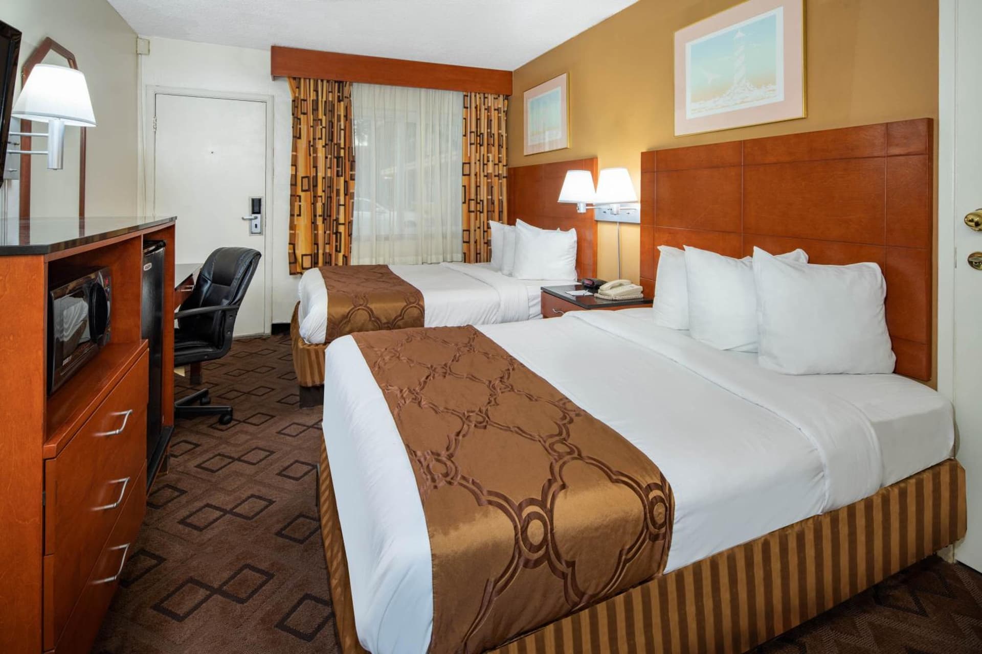 Travelodge by Wyndham Burbank-Glendale gallery photo in Burbank, CA — image 20