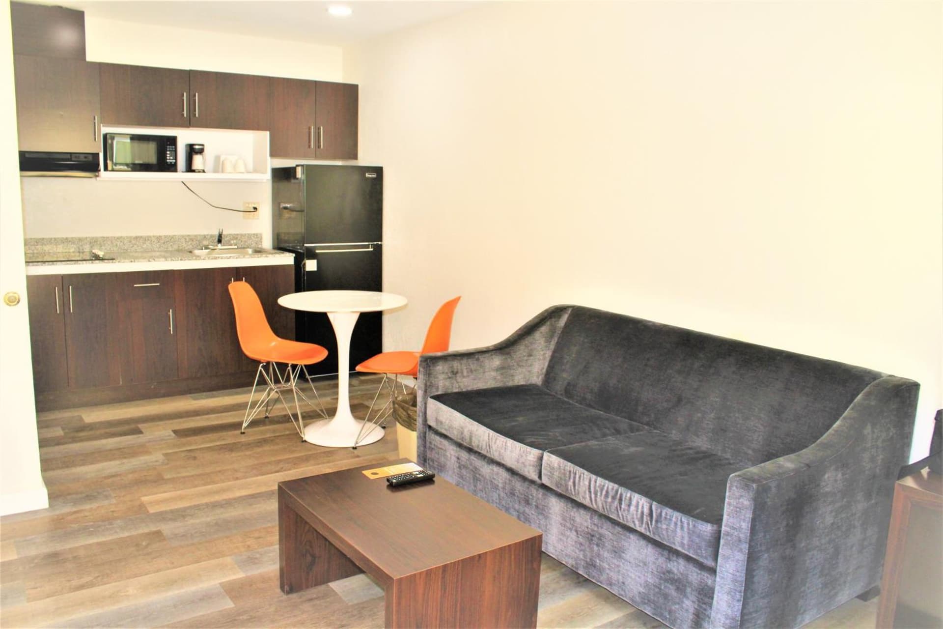 Howard Johnson Suites by Wyndham San Diego Chula Vista BayFront gallery photo in Chula Vista, CA — image 24
