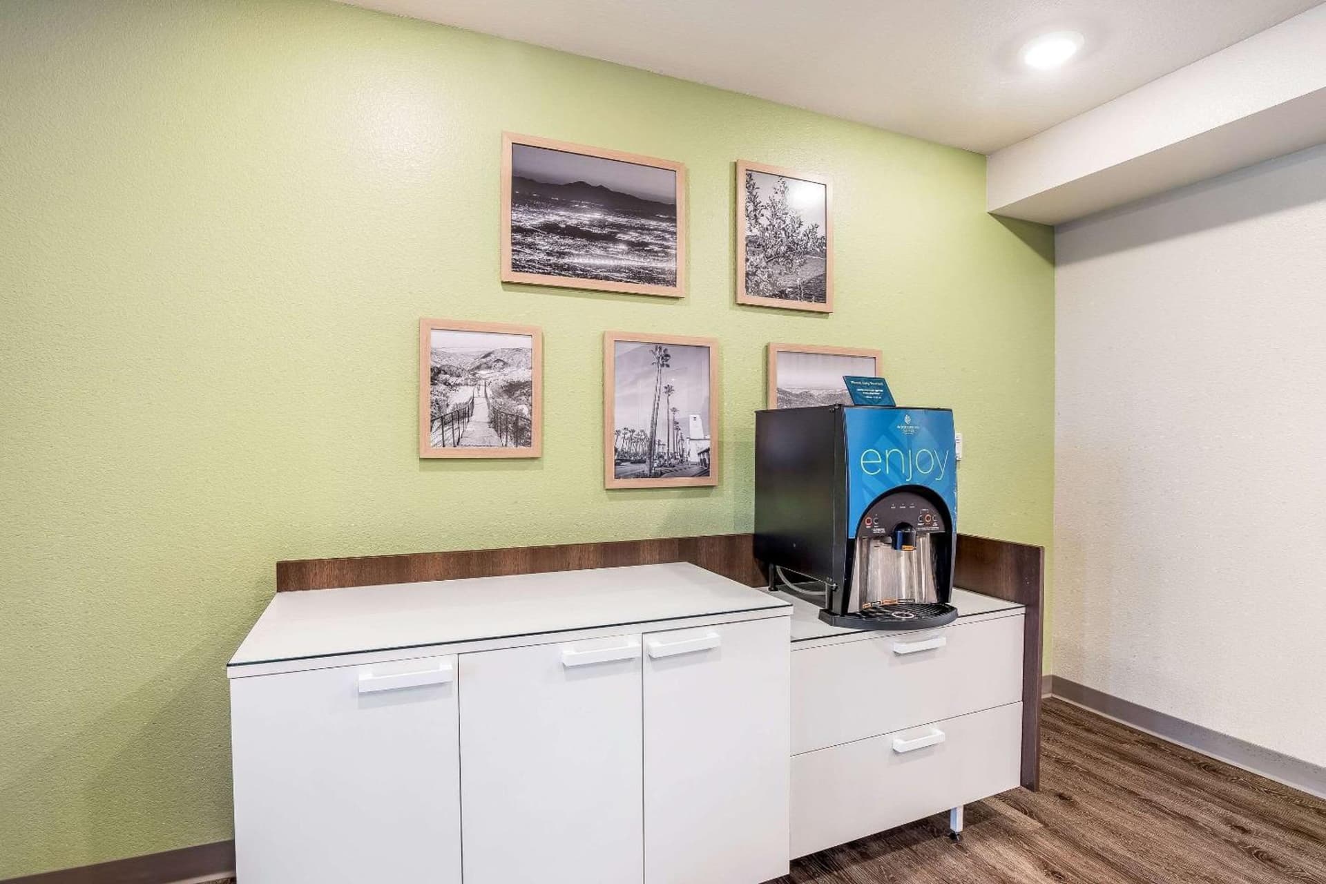 WoodSpring Suites Colton gallery photo in Colton, CA — image 8