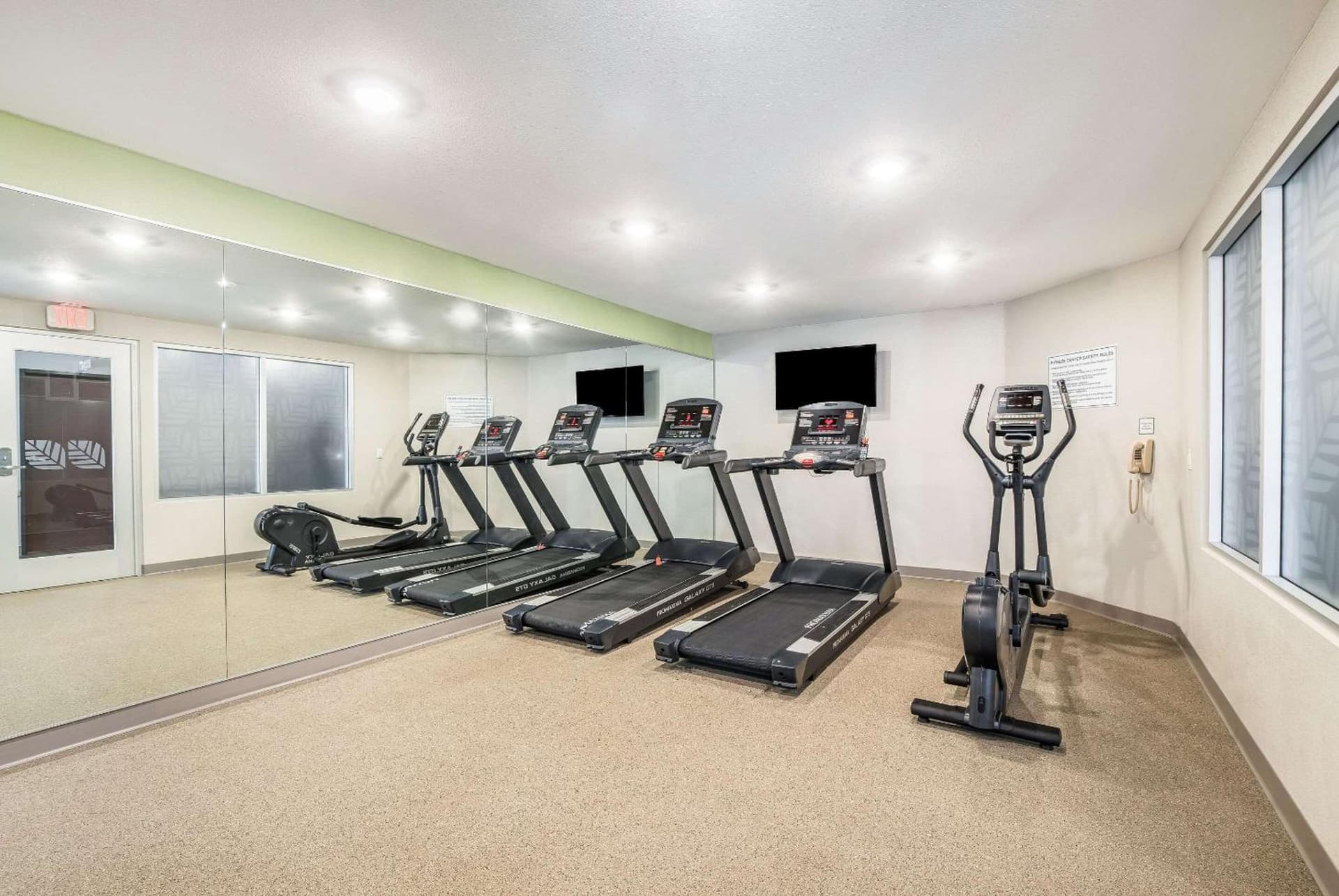 WoodSpring Suites Colton gallery photo in Colton, CA — image 25