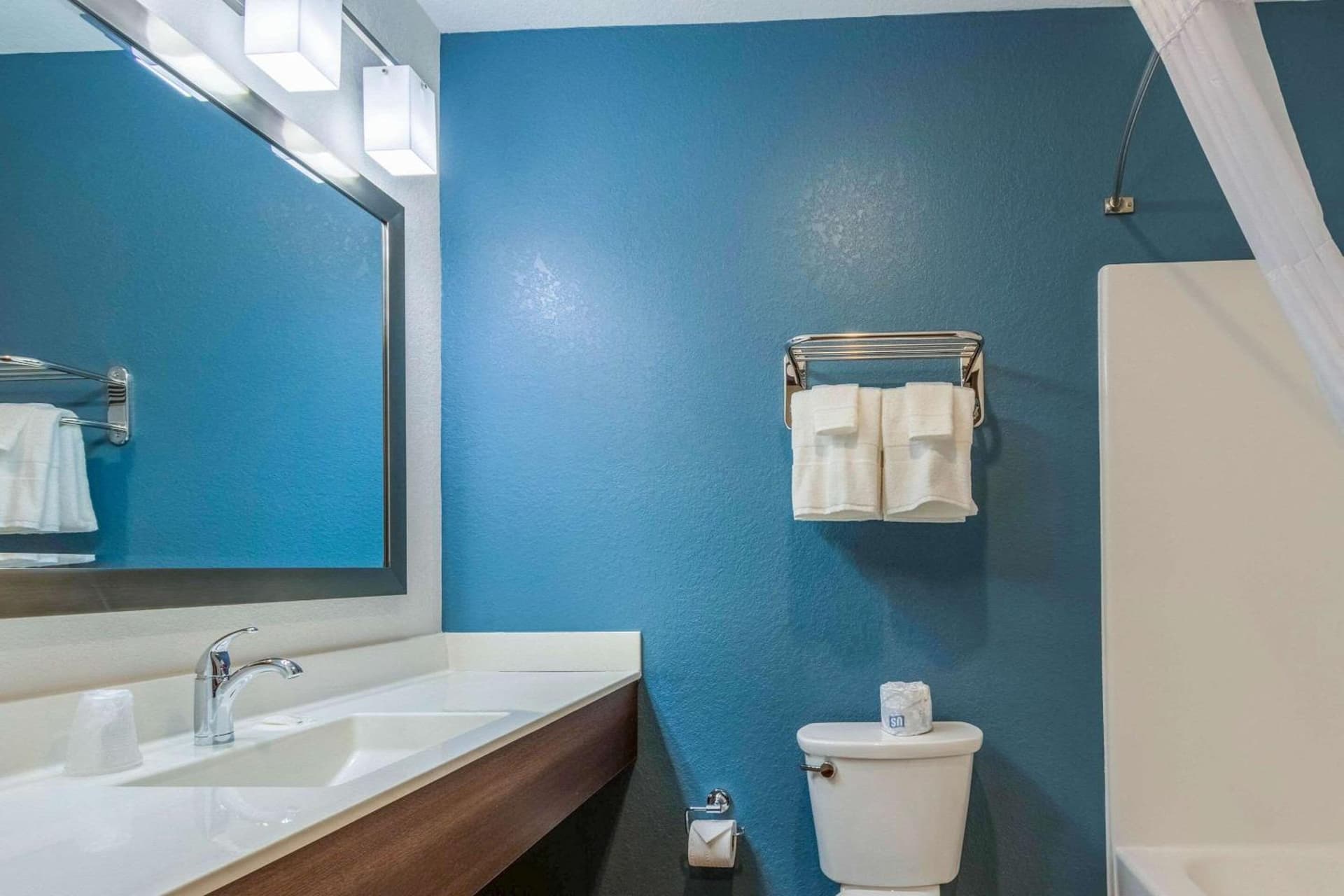 WoodSpring Suites Miramar gallery photo in Miramar, FL — image 7