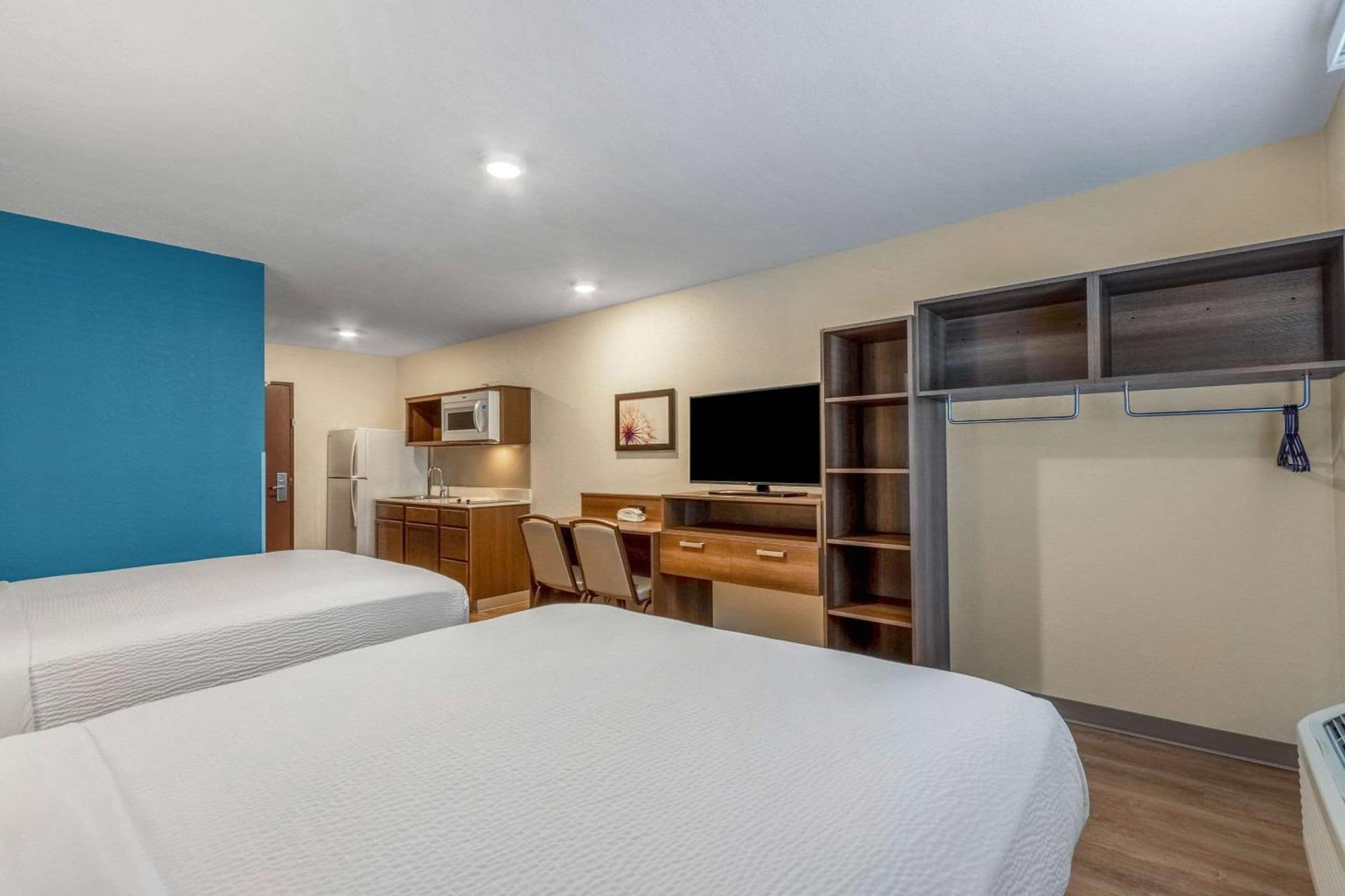 WoodSpring Suites Miramar gallery photo in Miramar, FL — image 13