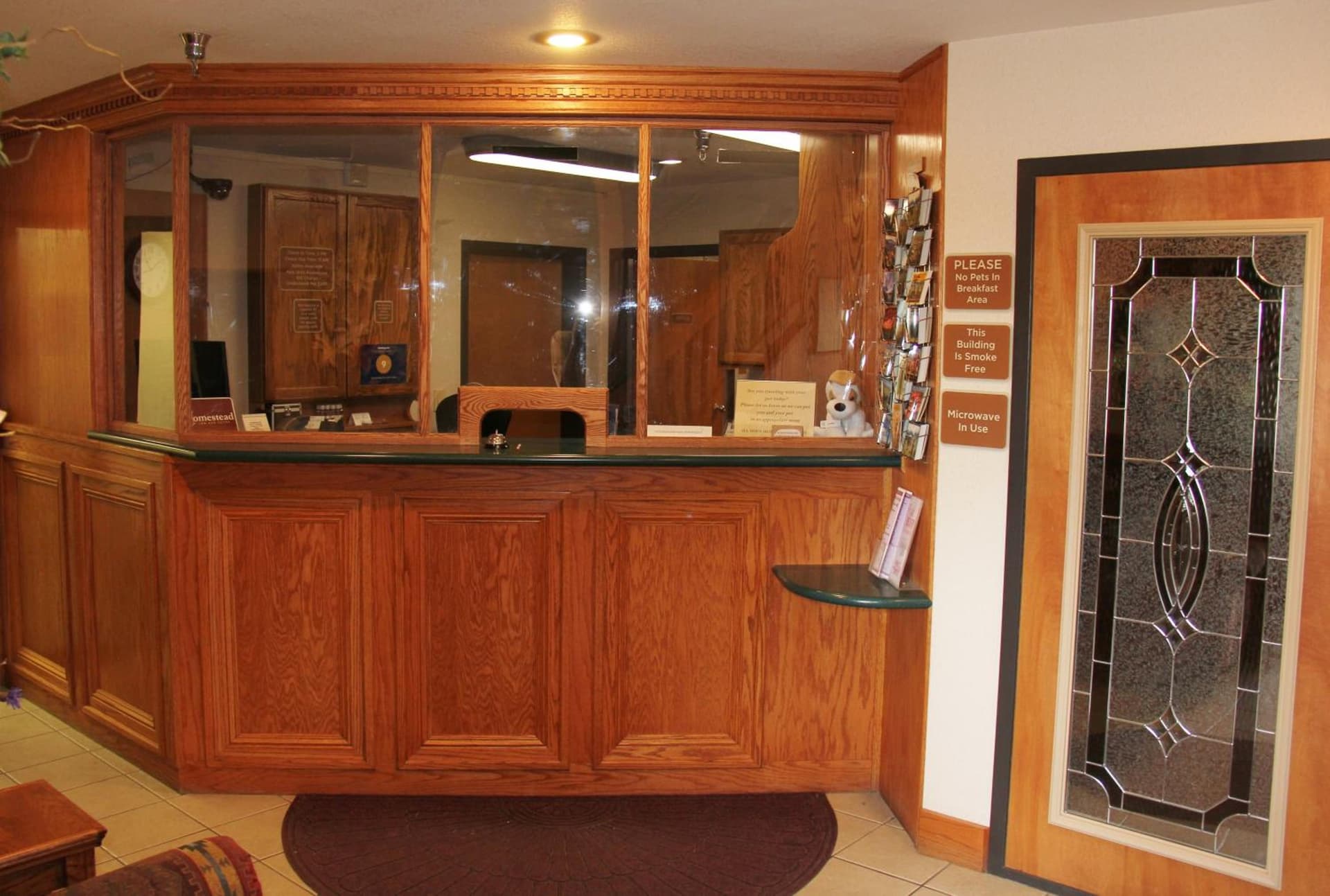 Homestead Inn and Suites interior in Hardin, MT — gallery photo 2