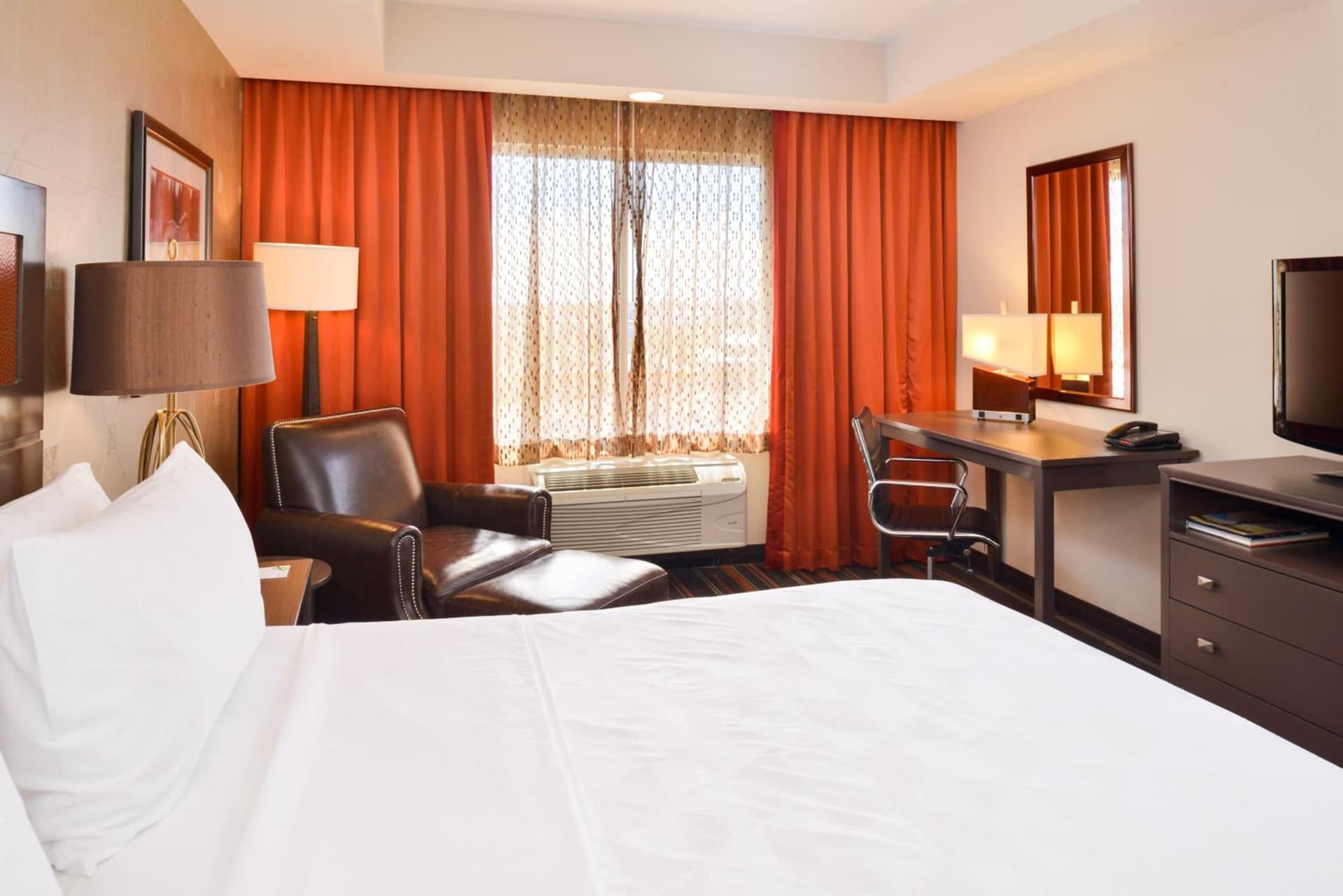 Holiday Inn Amarillo West Medical Center by IHG property views in Amarillo, TX — gallery photo 3