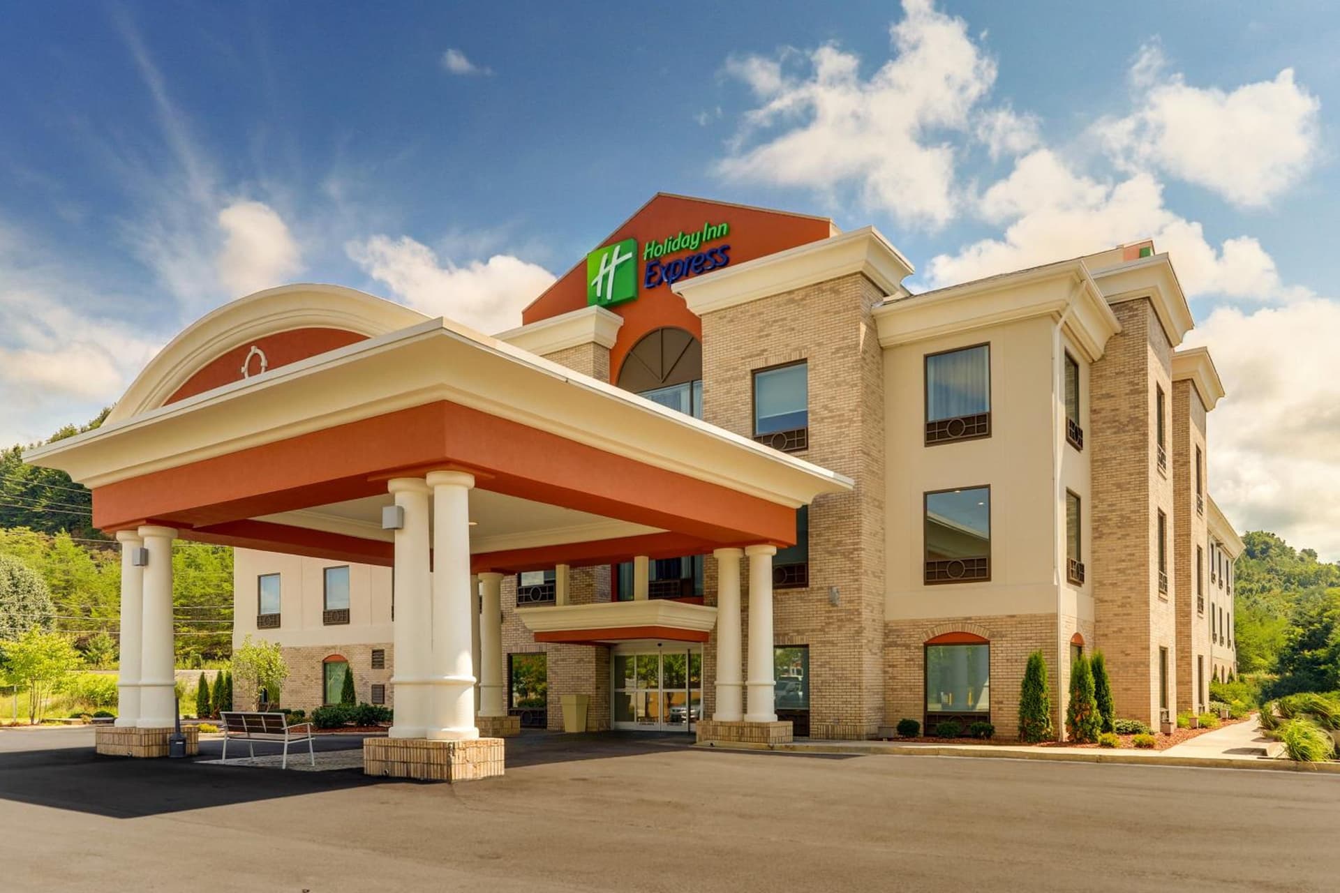 Holiday Inn Express Hotel & Suites Corbin by IHG featured exterior or lobby in Corbin, KY — similar hotel