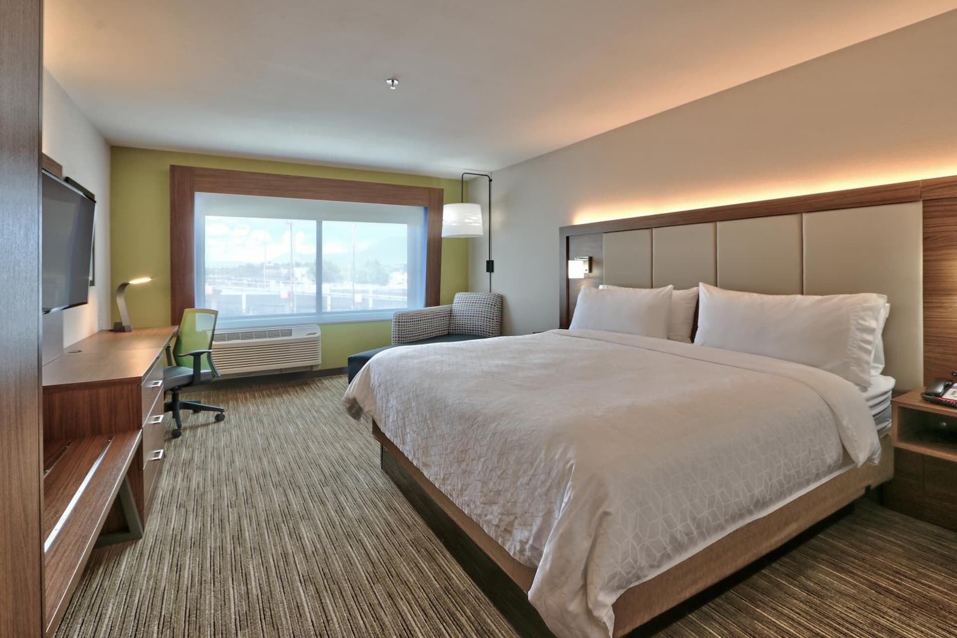 Holiday Inn Express & Suites - Albuquerque East by IHG interior in Albuquerque, NM — gallery photo 2