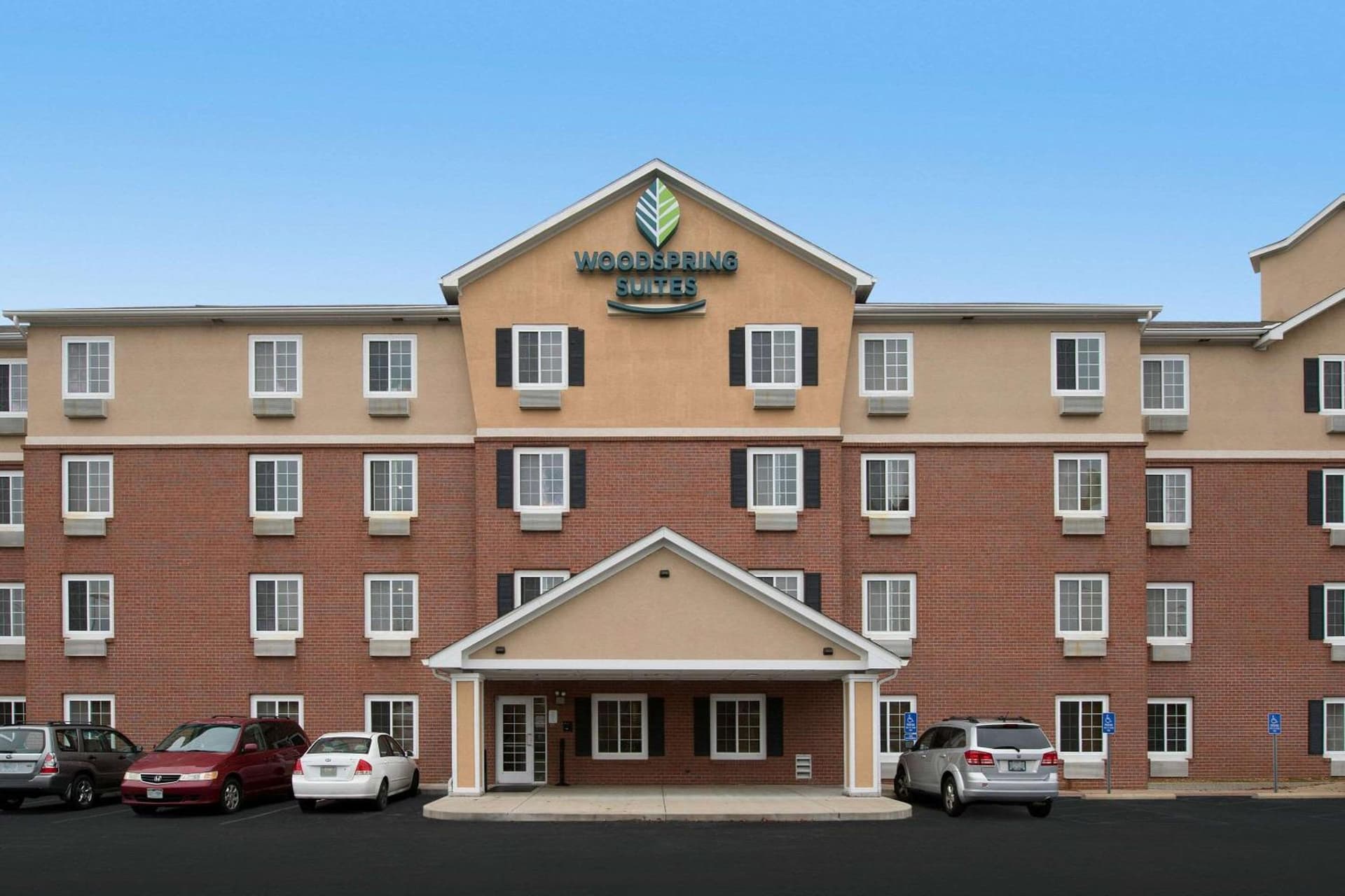 WoodSpring Suites St Louis Arnold featured exterior or lobby in Arnold, MO — similar hotel