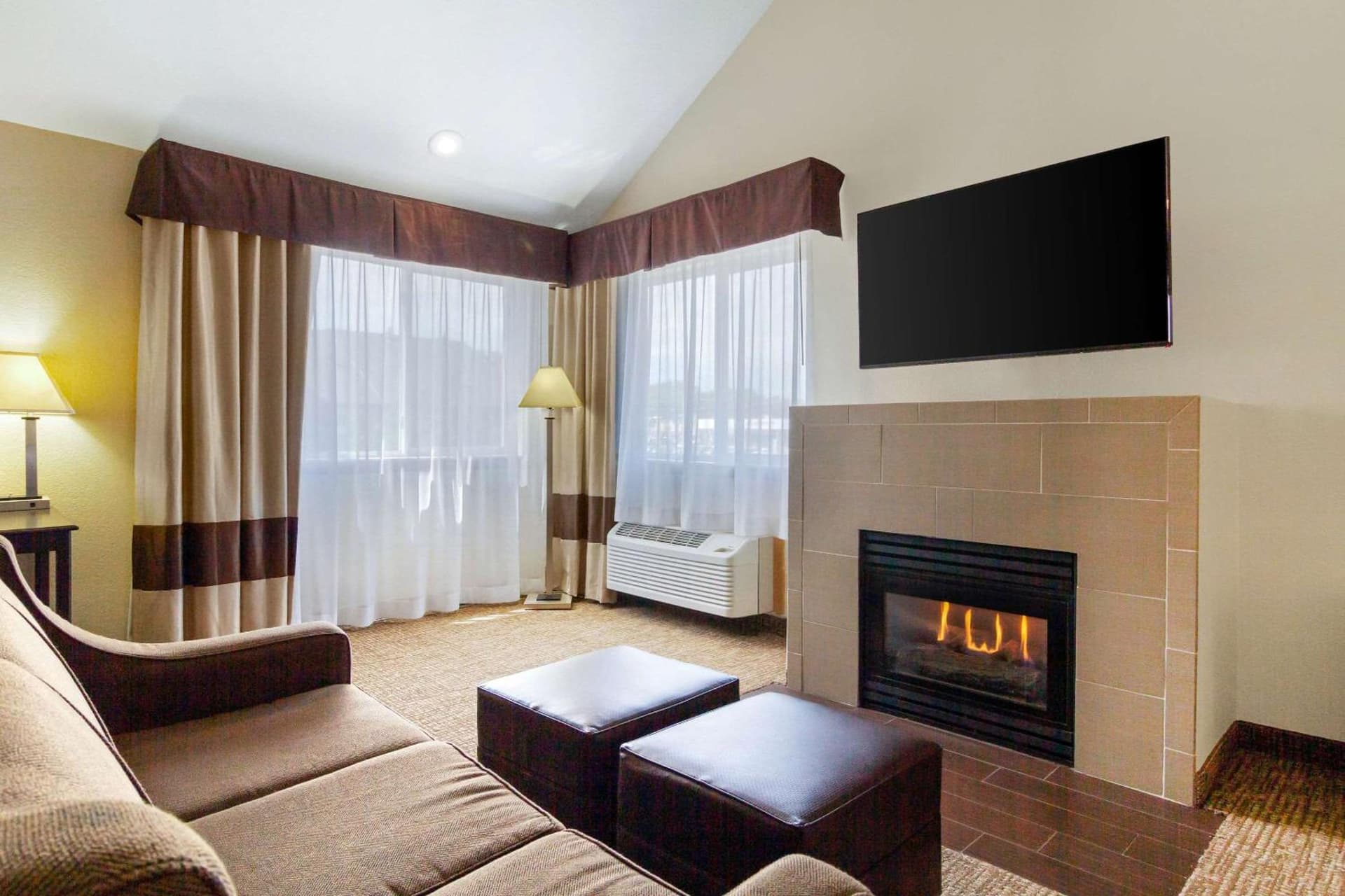 Comfort Inn & Suites Greeley gallery photo in Greeley, CO — image 14