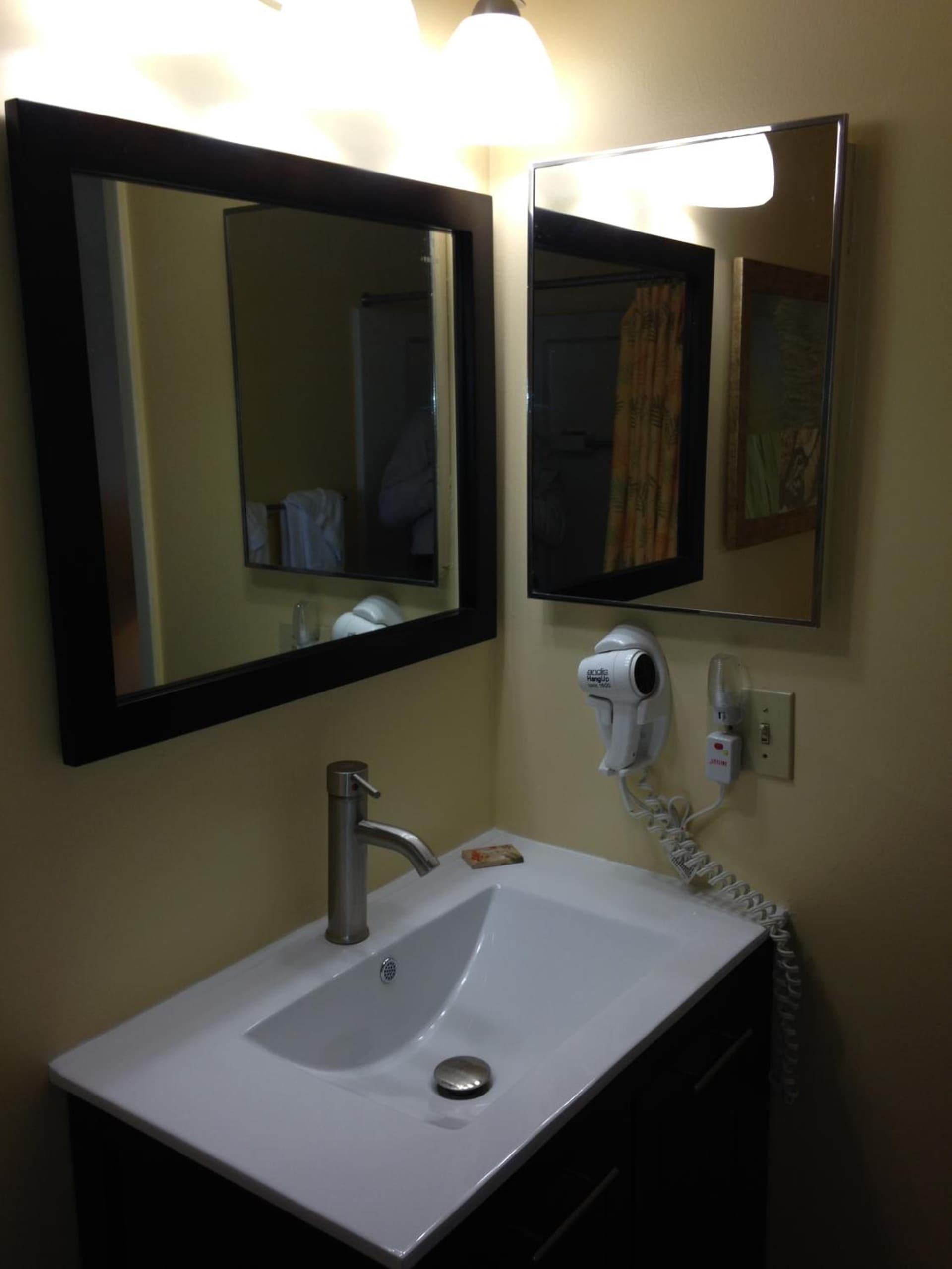 Surfsider Resort - A Timeshare Resort gallery photo in Pompano Beach, FL — image 5